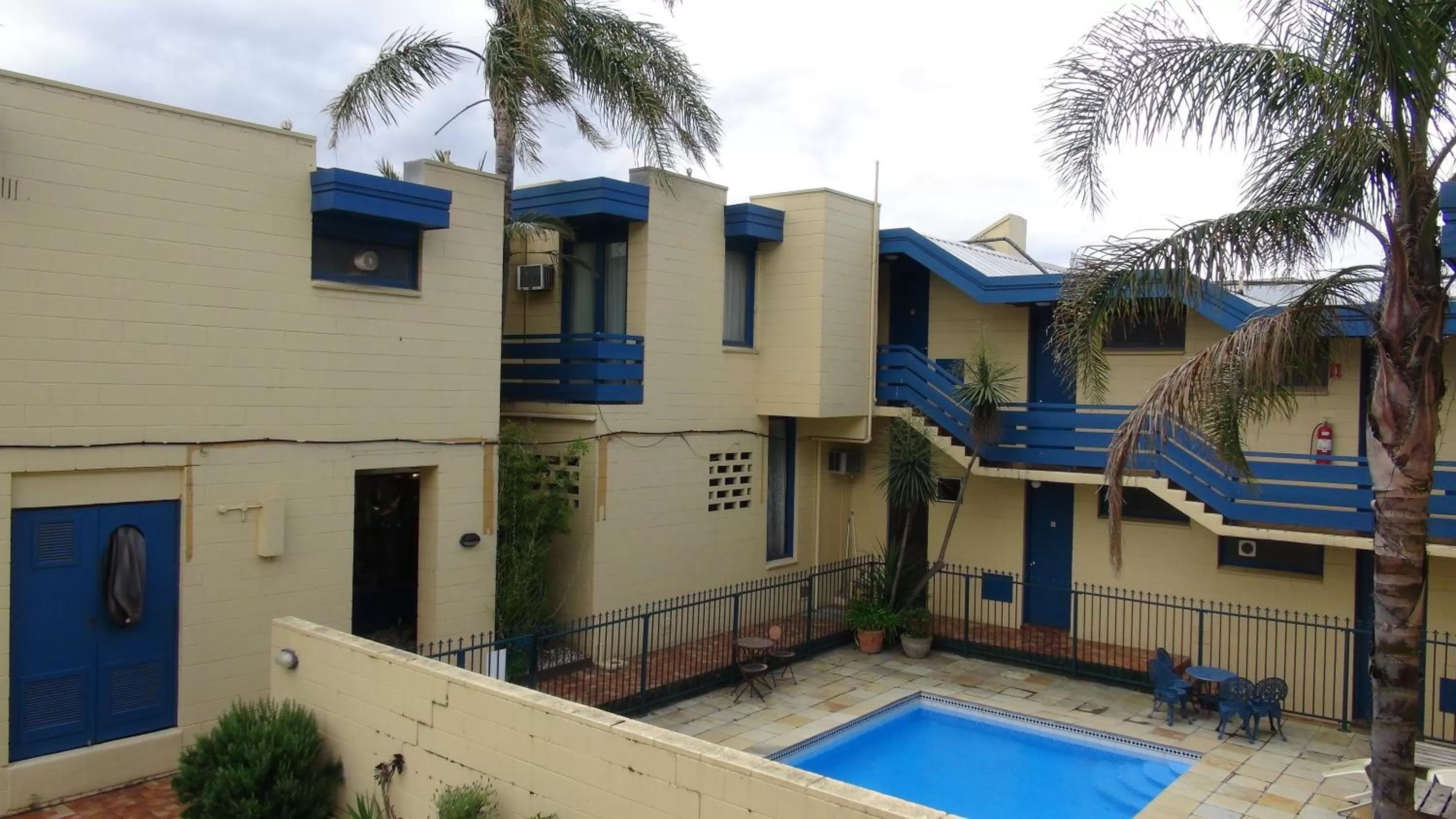 BBQ facilities in Pathfinder Motel