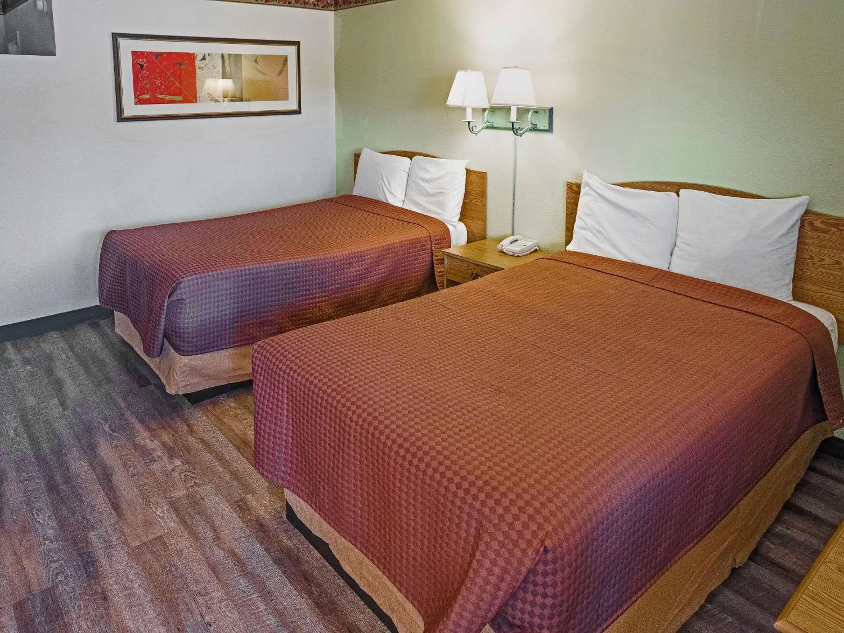 Bedroom, Bed in Rodeway Inn Albuquerque Downtown on Rt 66