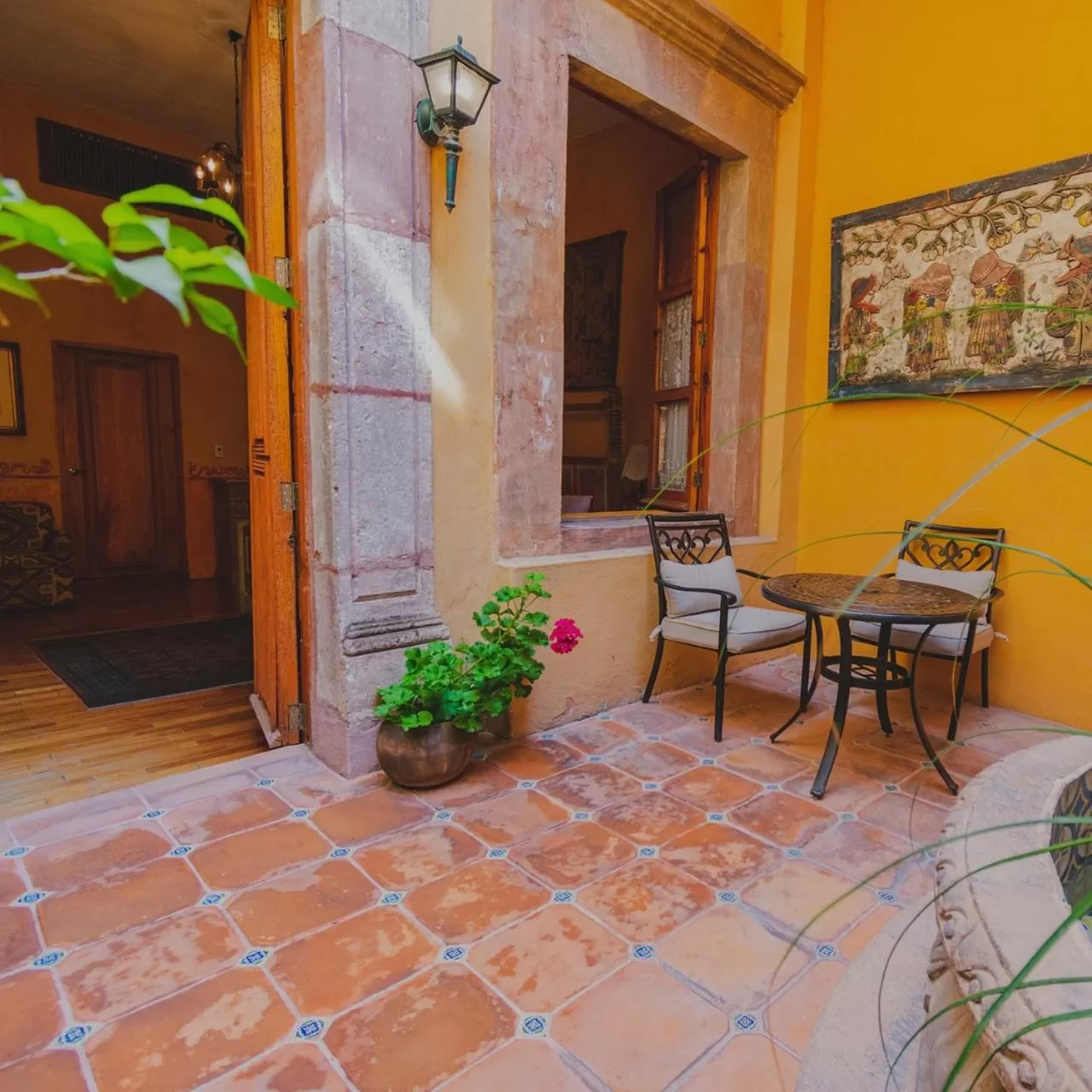 Seating area in La Casa de la Marquesa
