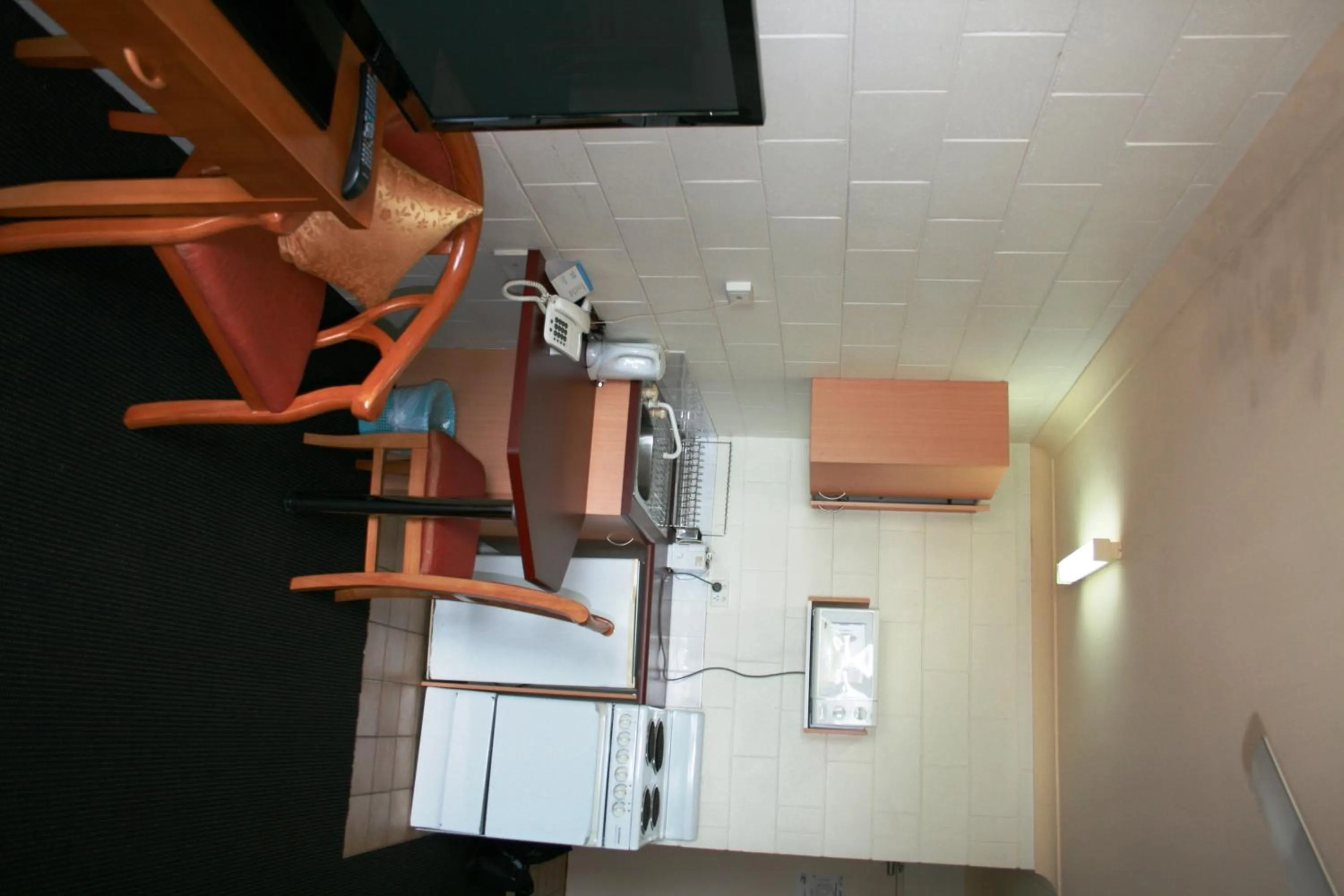 TV and multimedia in Luma Luma Holiday Apartments