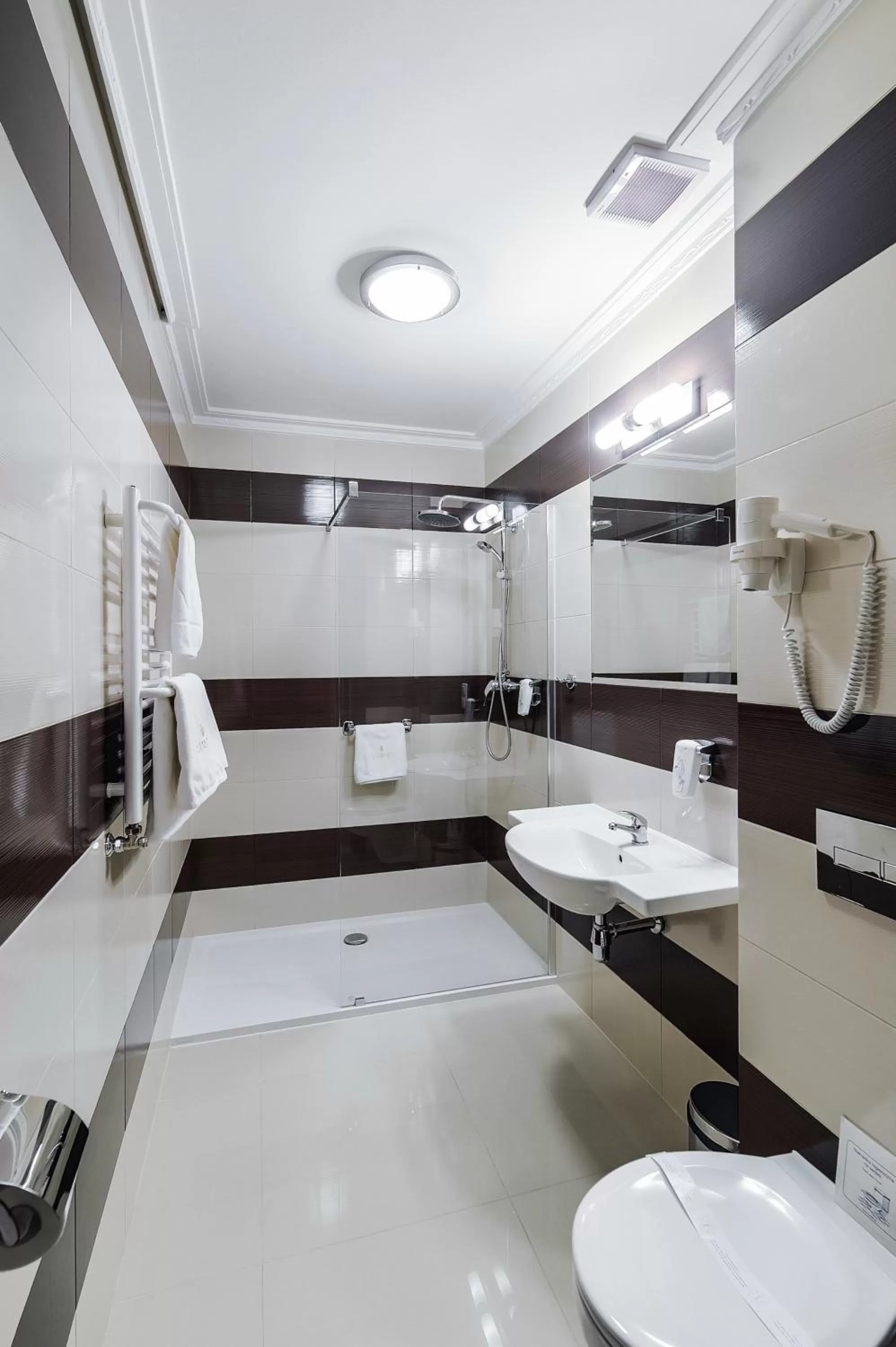 Bathroom in Hotel Luxor