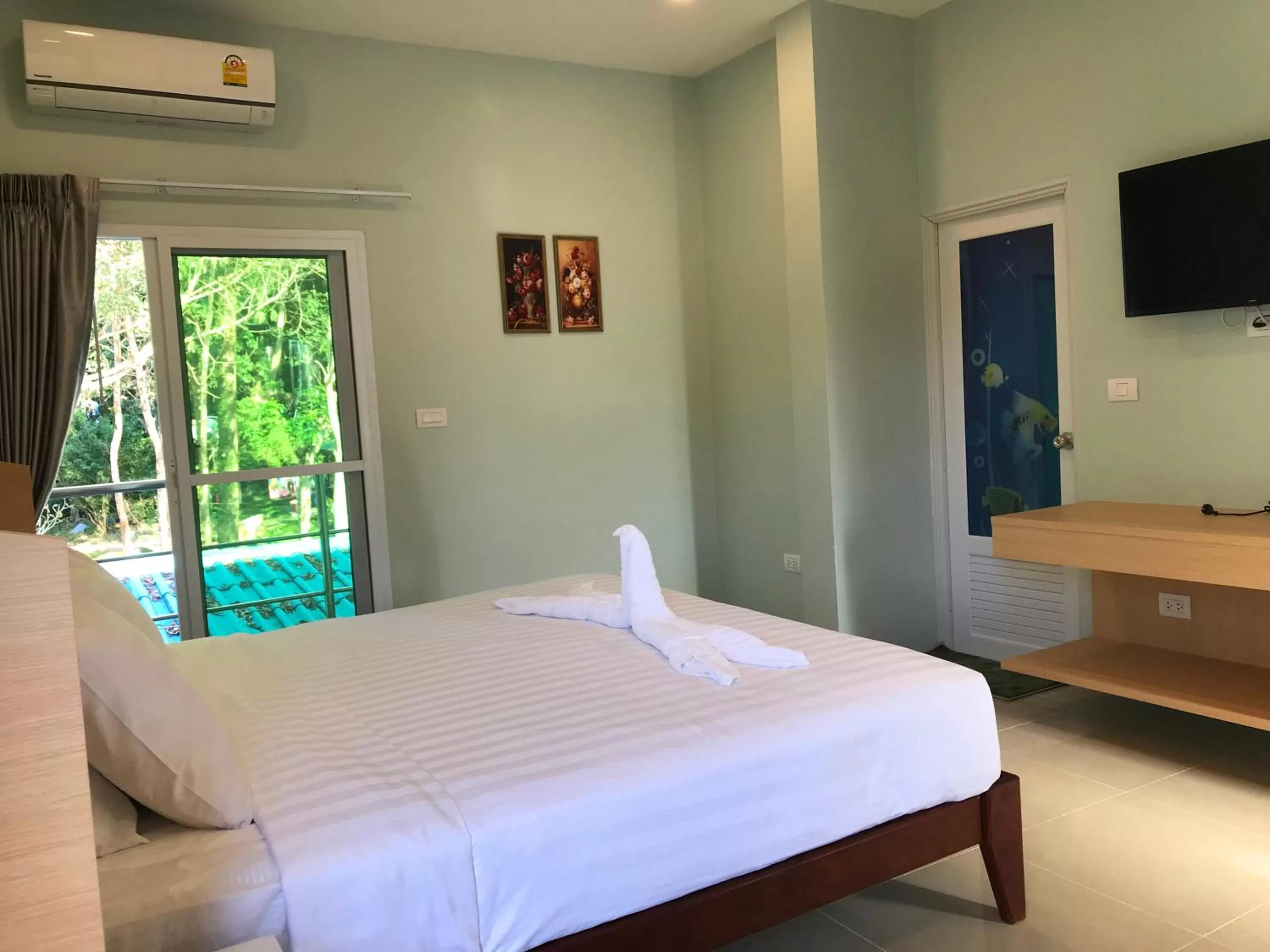 Bedroom, Bed in Sea-Sun Bungalow & Resort