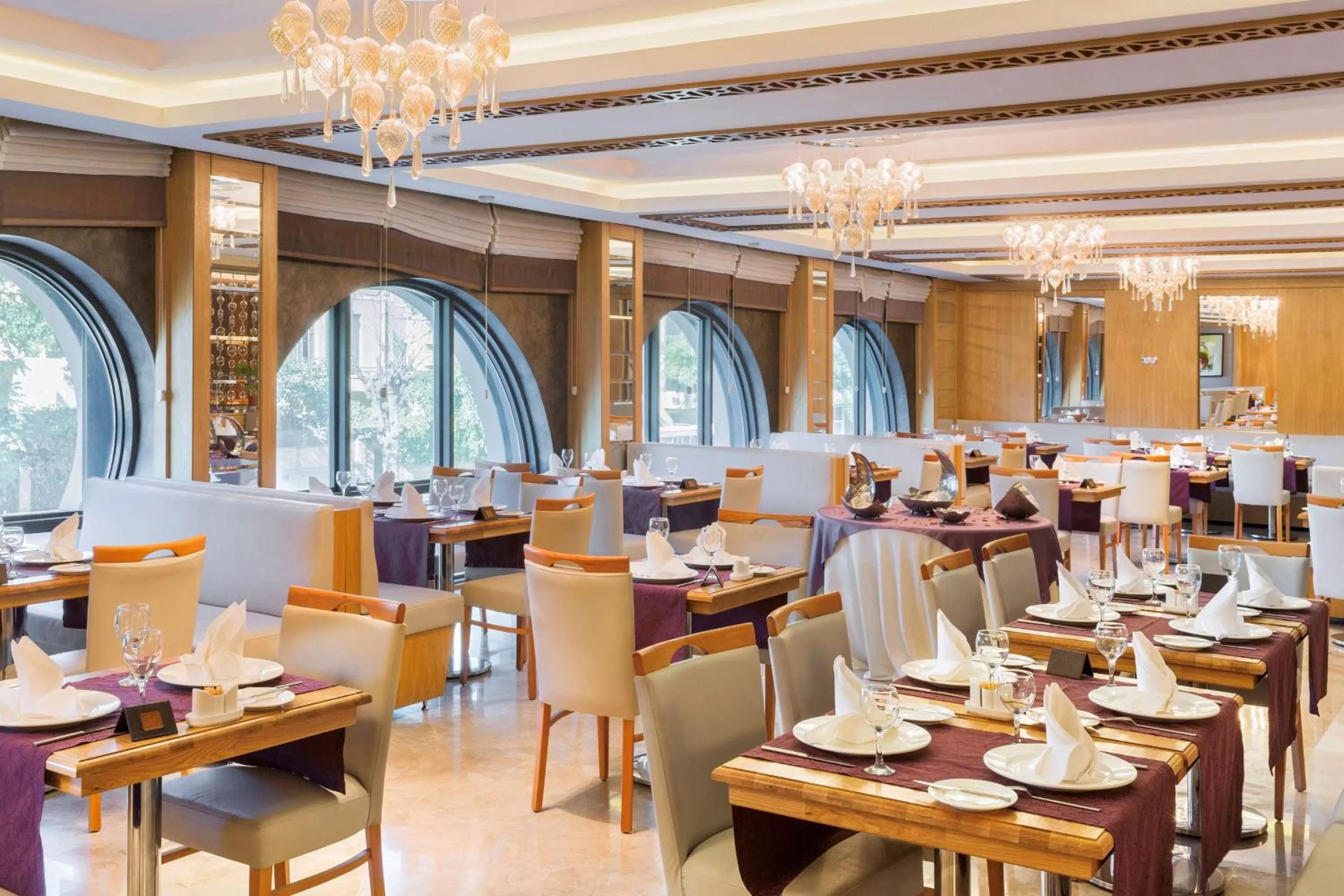 Restaurant/Places to Eat in Hotel Setif Plus