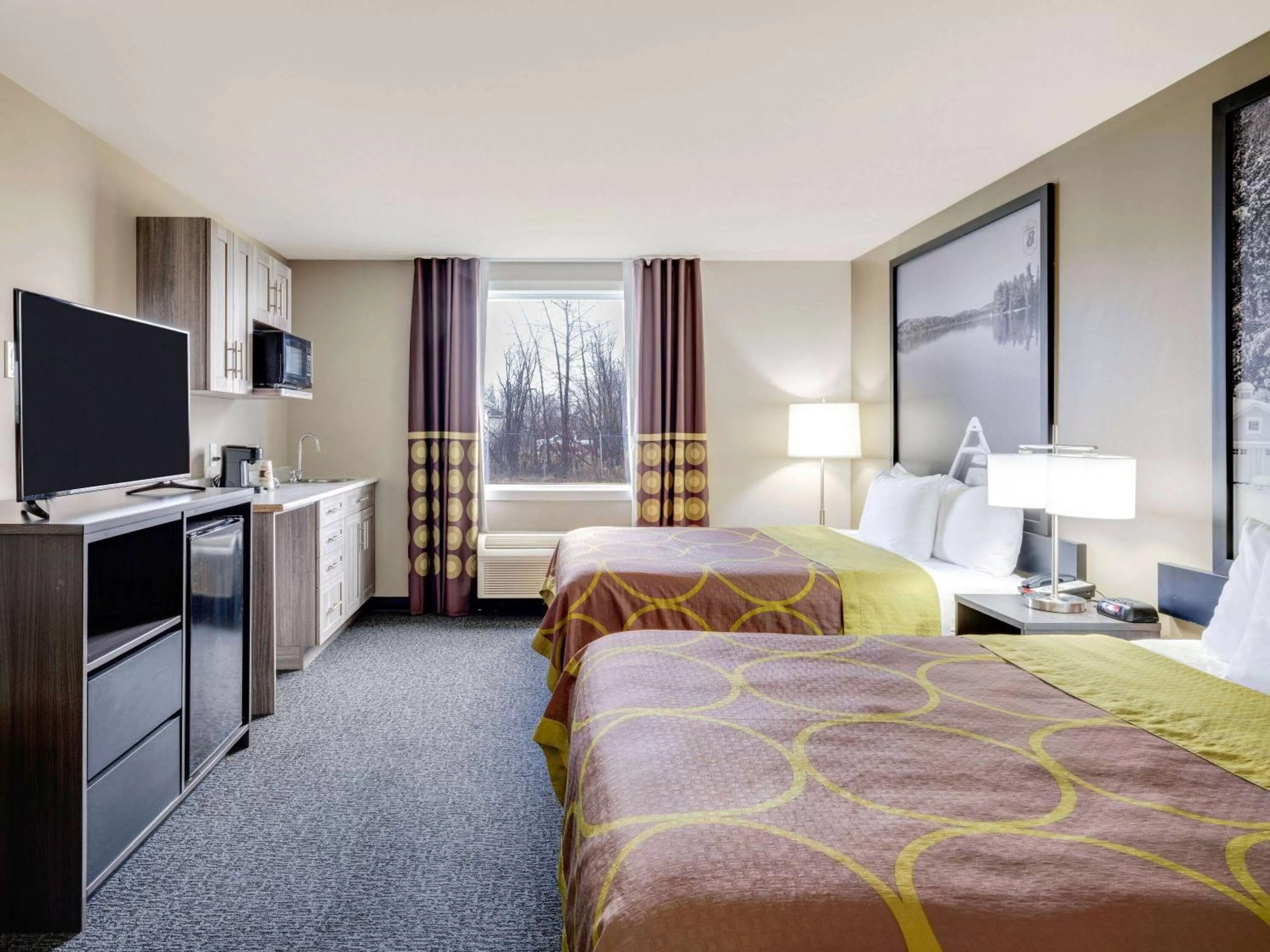 Bed in Super 8 by Wyndham Moosonee