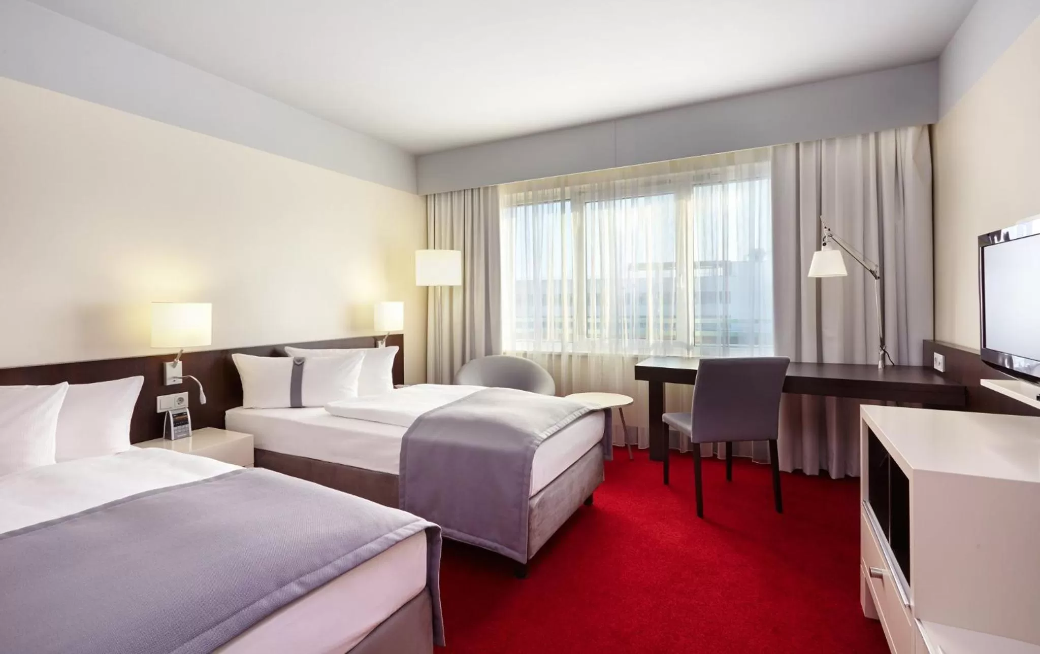 Photo of the whole room, Bed in Holiday Inn Berlin Airport - Conference Centre by IHG