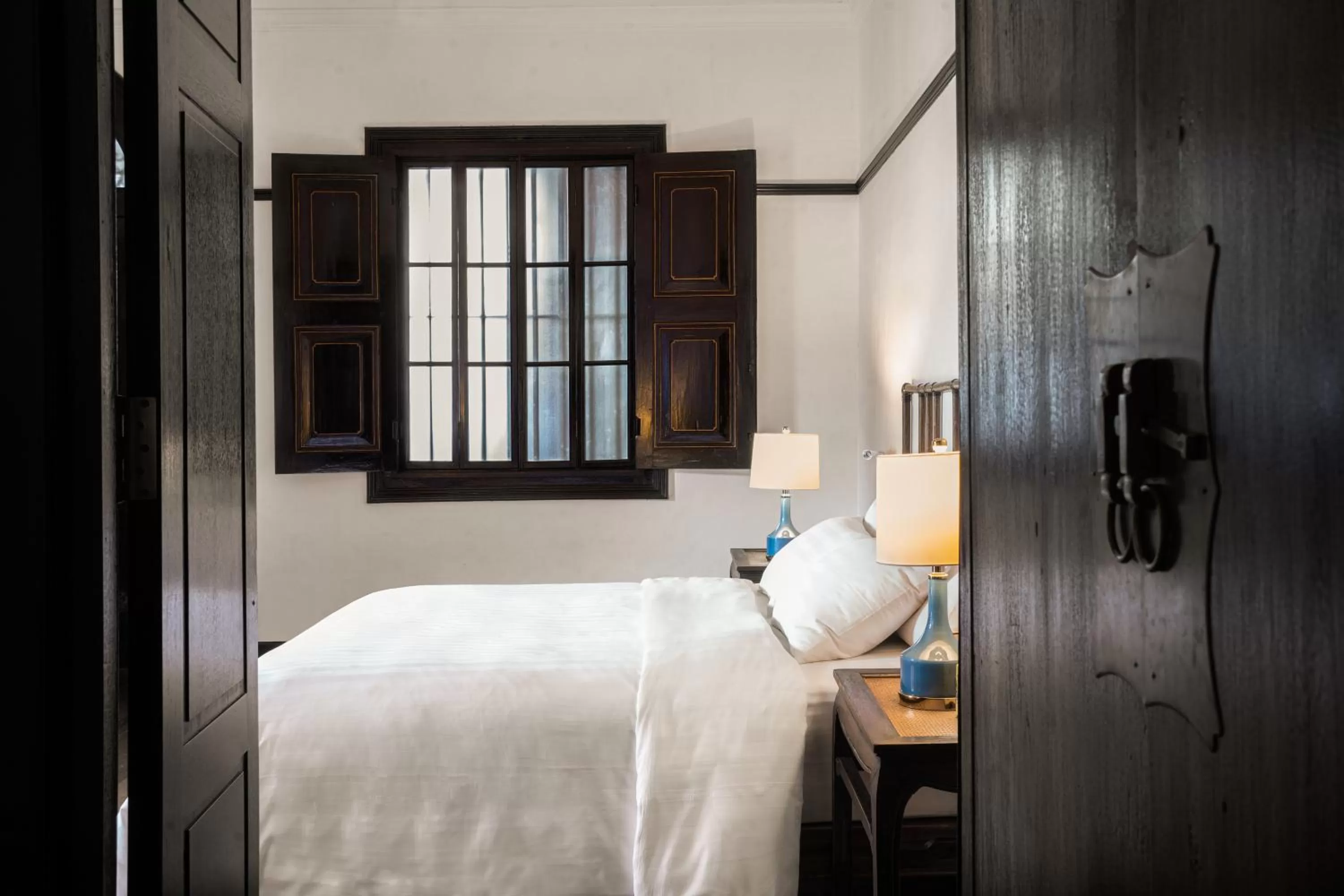 Bed in Cheong Fatt Tze - The Blue Mansion