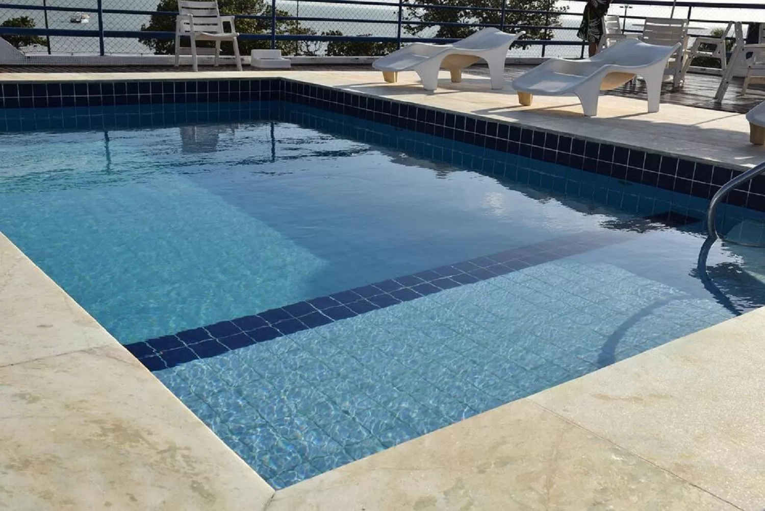 Swimming Pool in Sonia Flat Tambaú - Apartamento vista mar no Mano's Royal Hotel