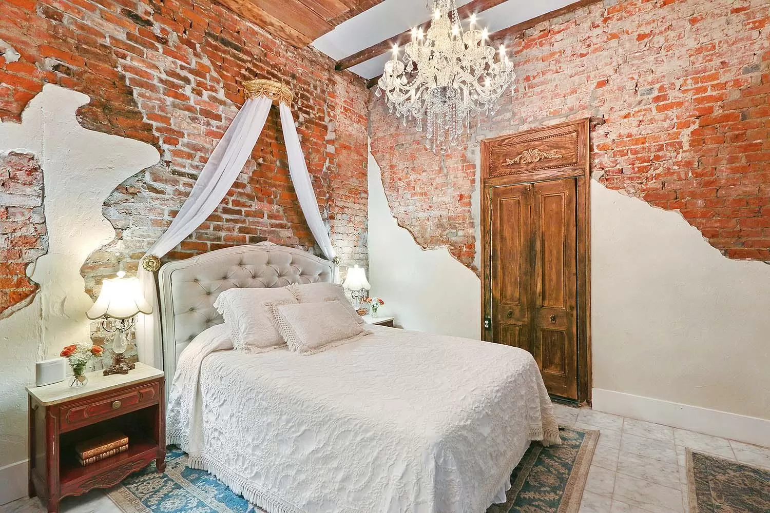 Bed in French Quarter Mansion