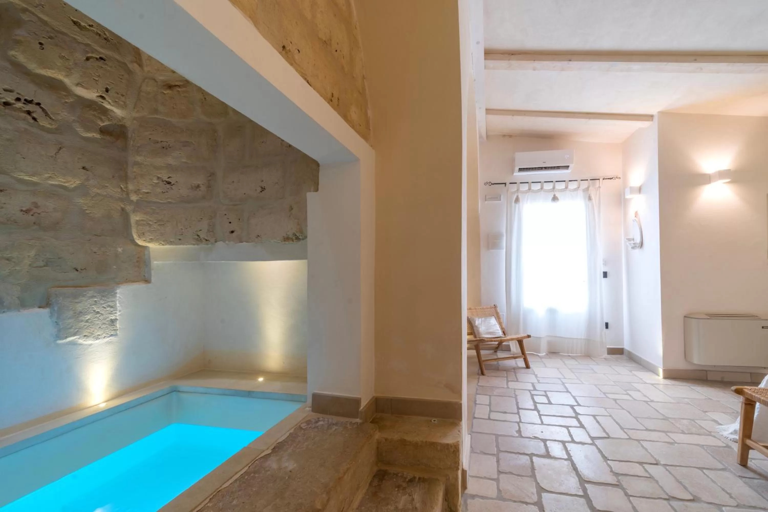 Swimming pool in Masseria dei Monaci