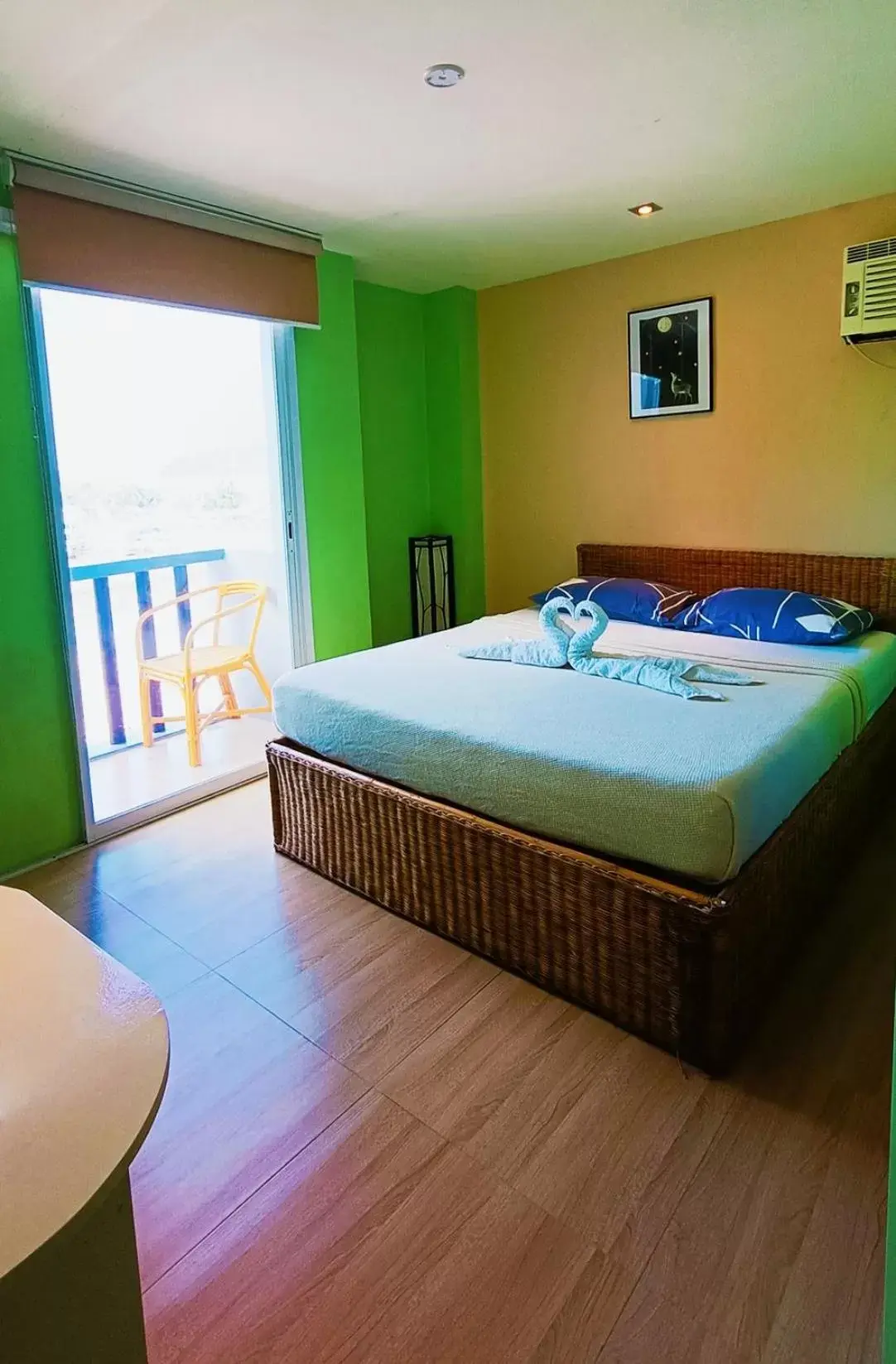 Double Room with Ocean View in SG Tourist Inn Double Room with Ocean View in SG Tourist Inn