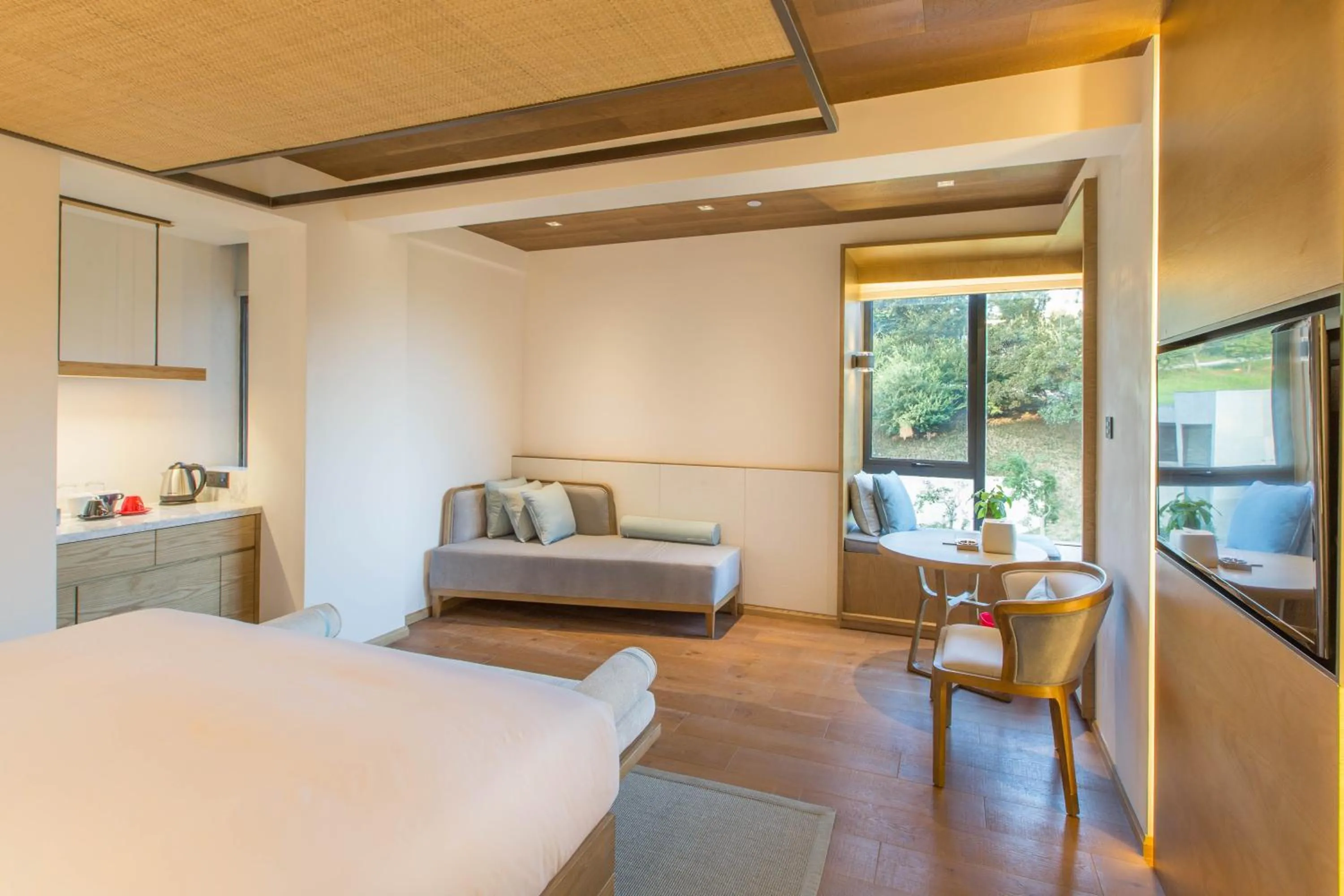 Bed in The Sifang Hotel Nanjing, Autograph Collection