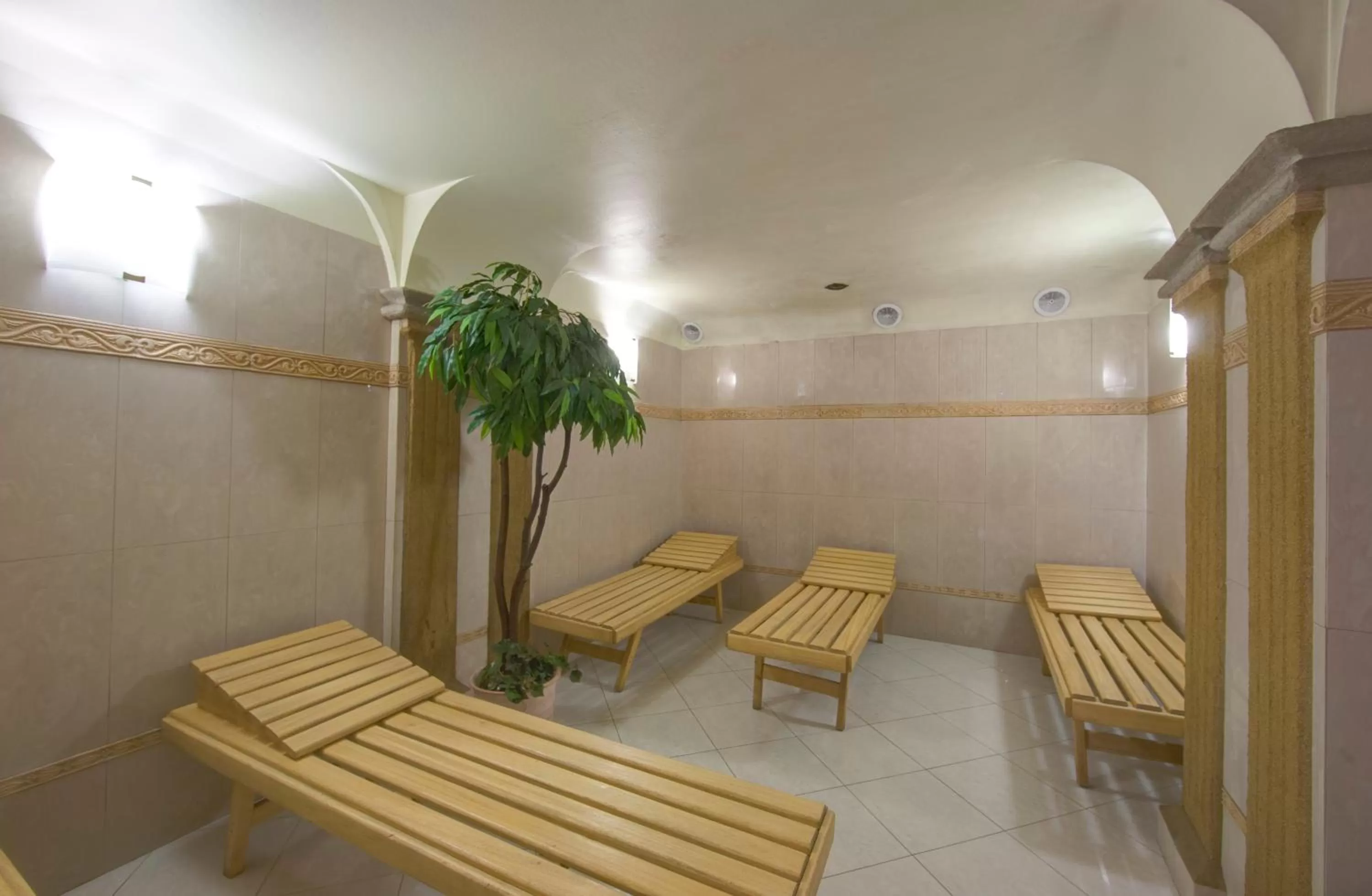 Spa and wellness centre/facilities in Hotel Royal