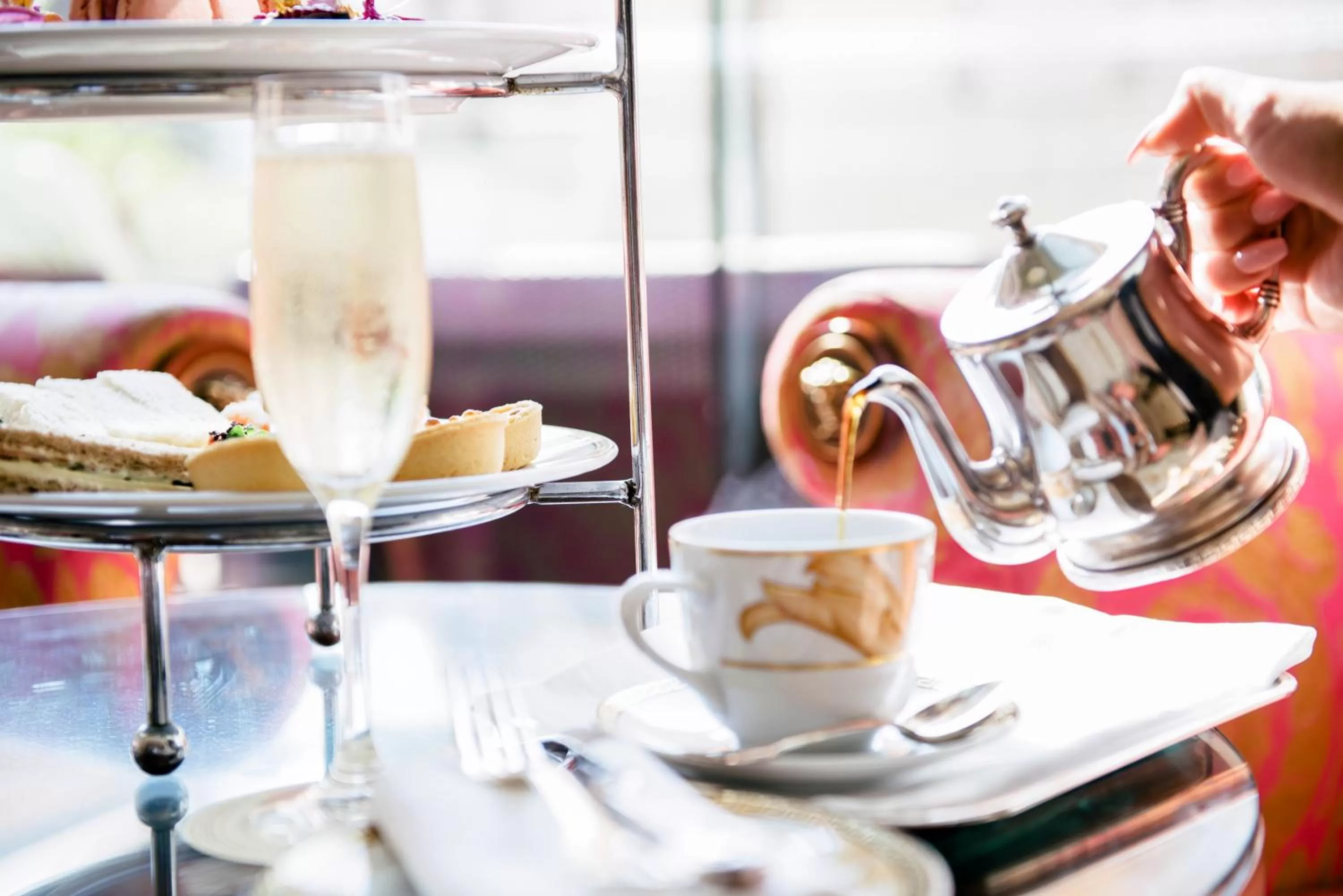 Food and drinks in Imperial Hotel Gold Coast