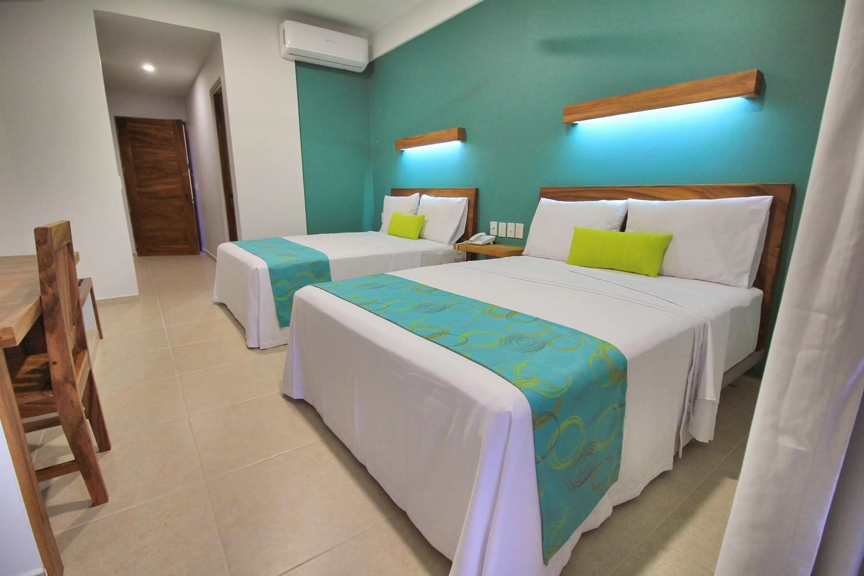Bed in Punta Zicatela Hotel - Adults Only