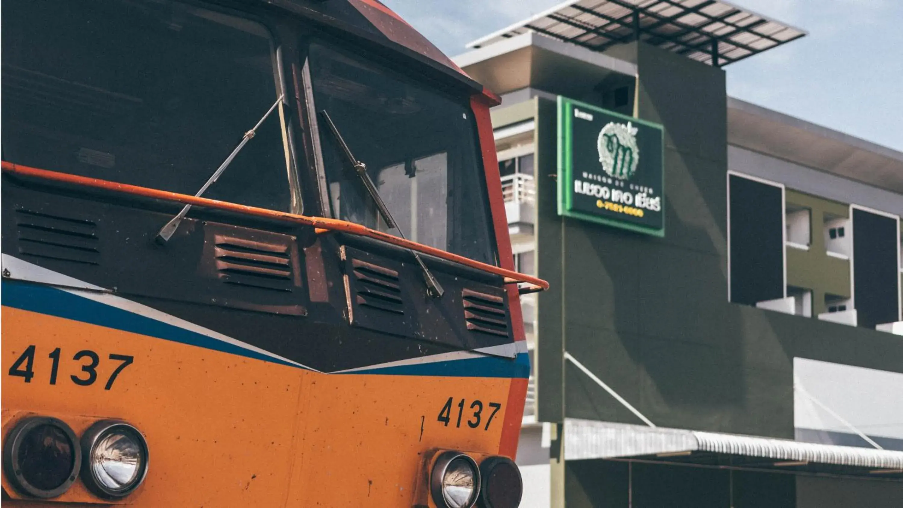 Maison de Cheer Maison de Cheer