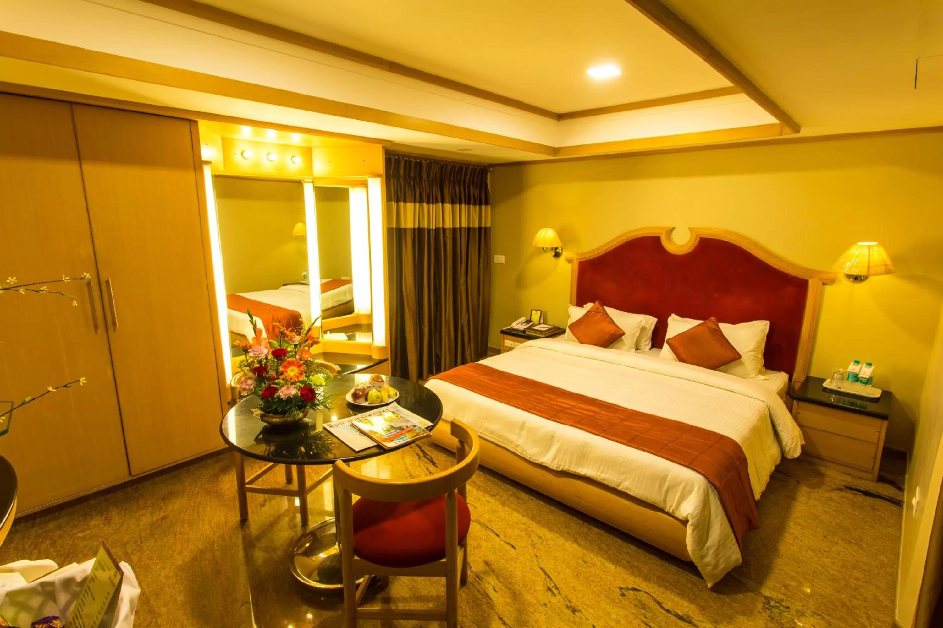 Bed in The Madurai Residency