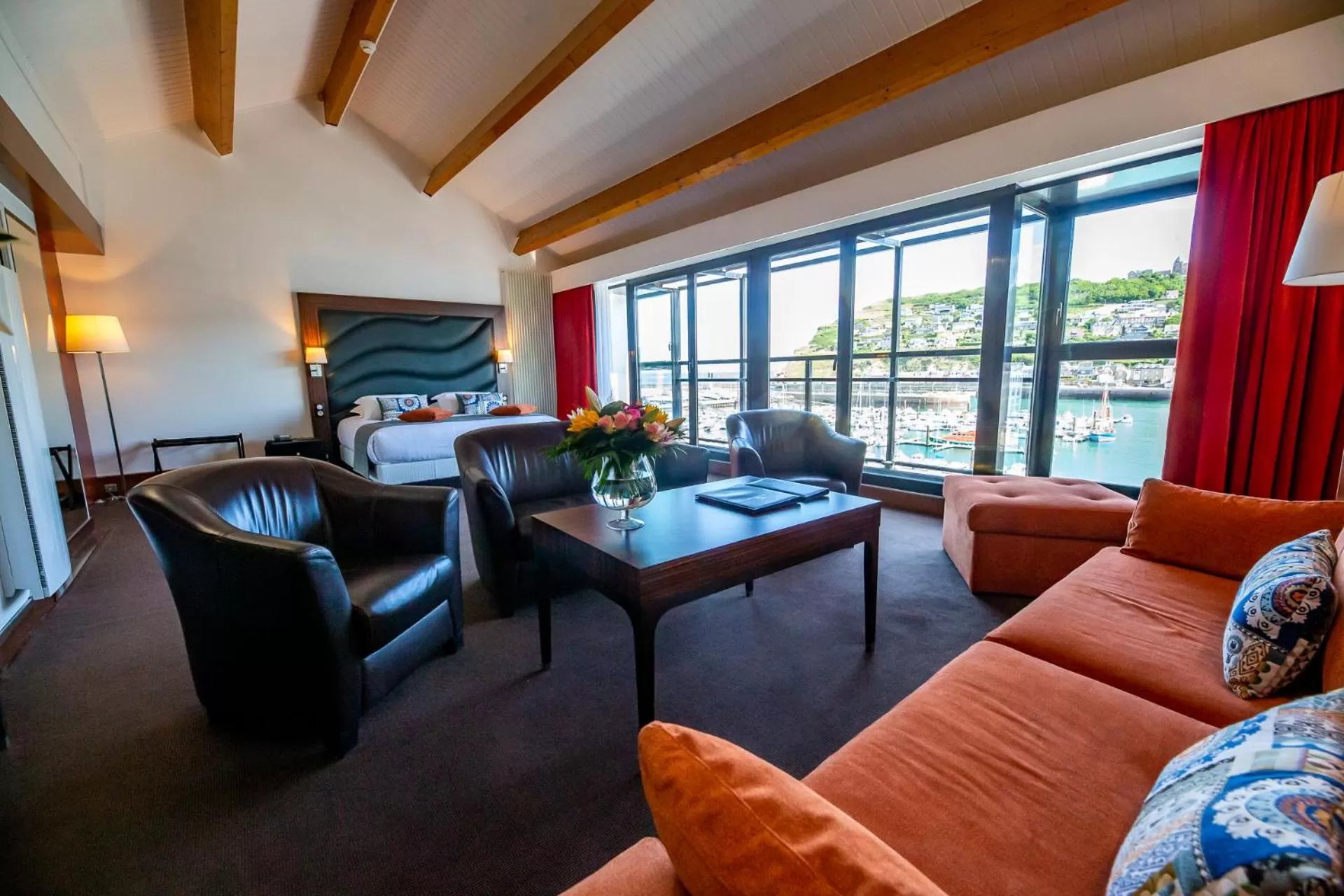 Junior Suite (2 People) with Sea View in Hotel Le Grand Pavois