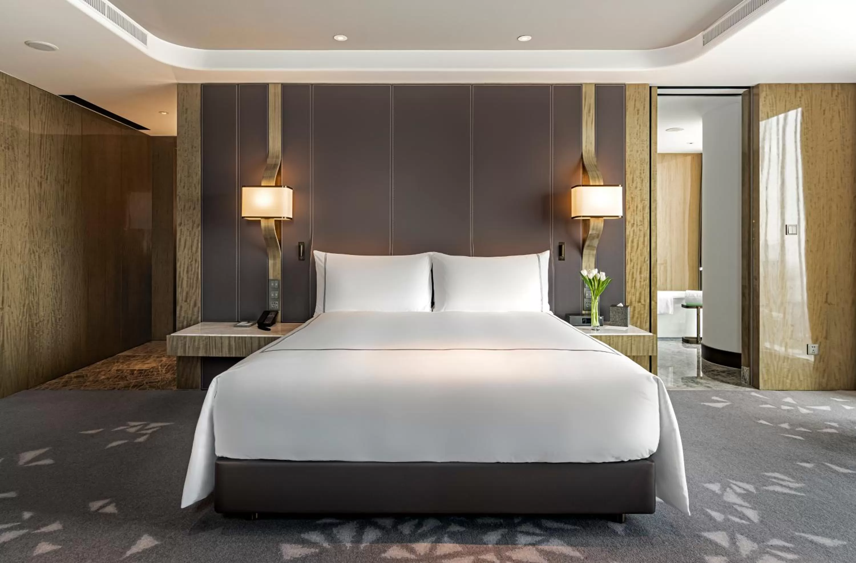 Bed in Conrad Hangzhou