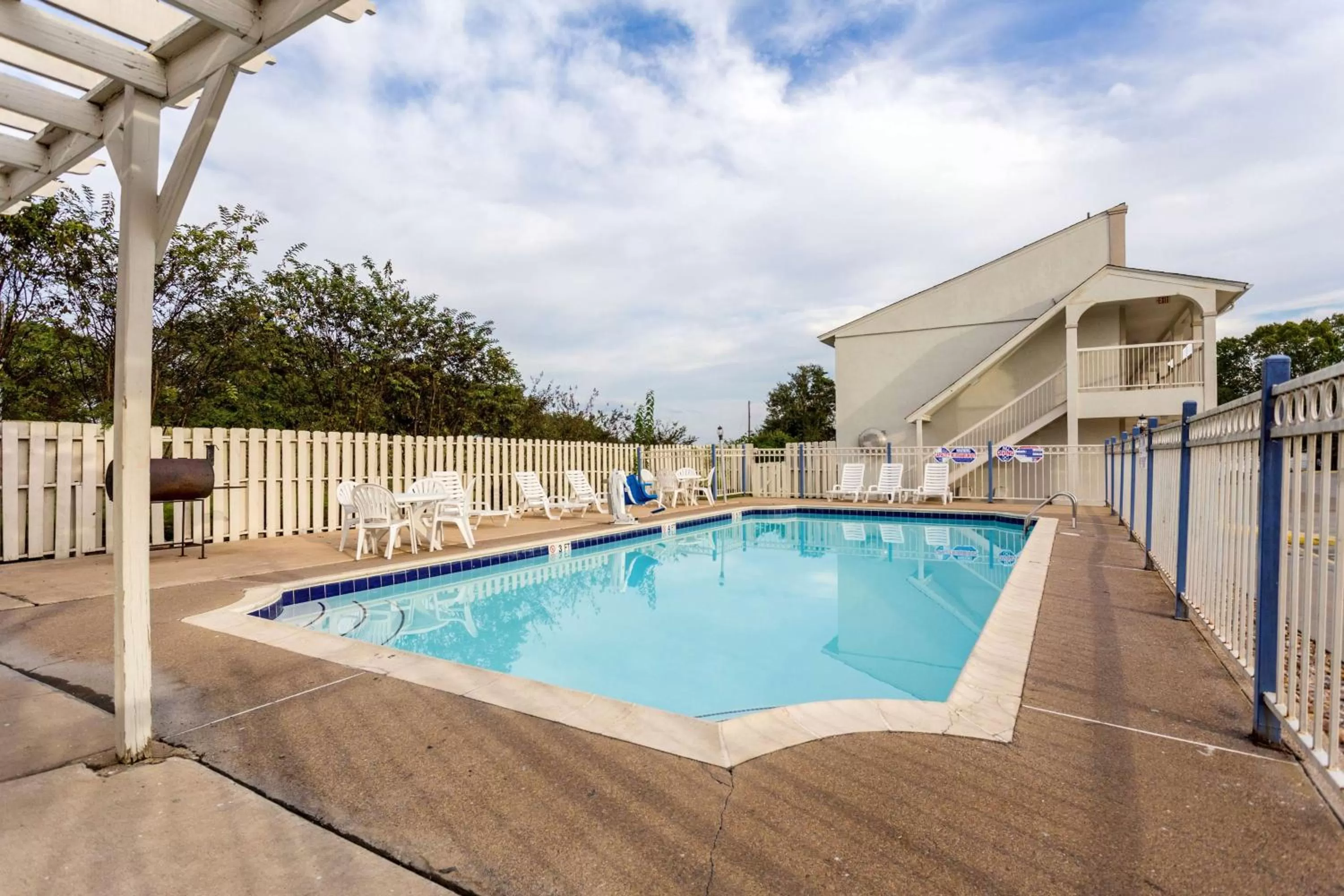 On site in Motel 6-Bryan, TX - College Station