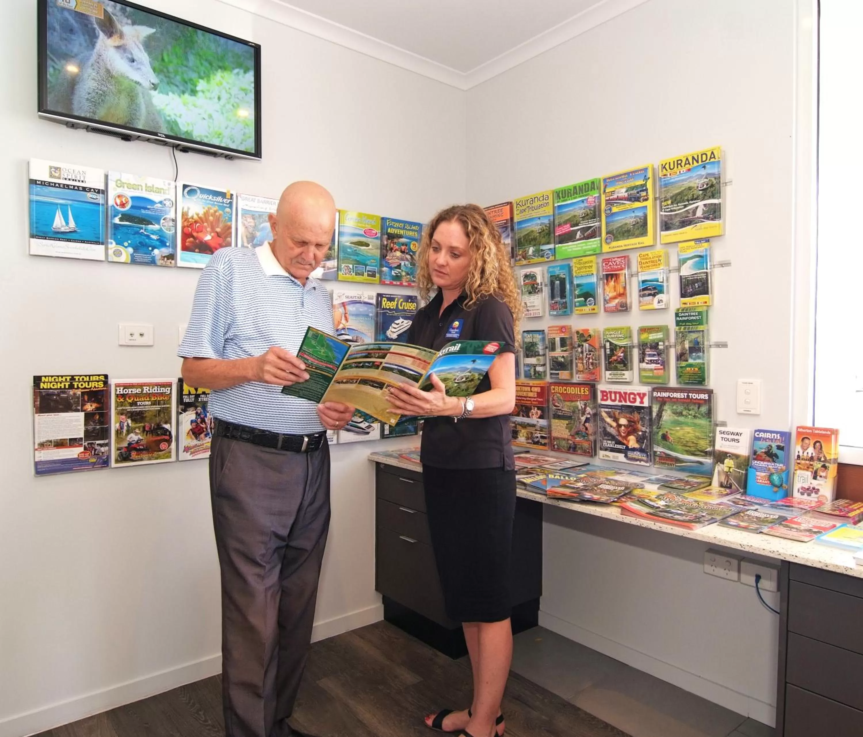 Property building in Comfort Inn Cairns City