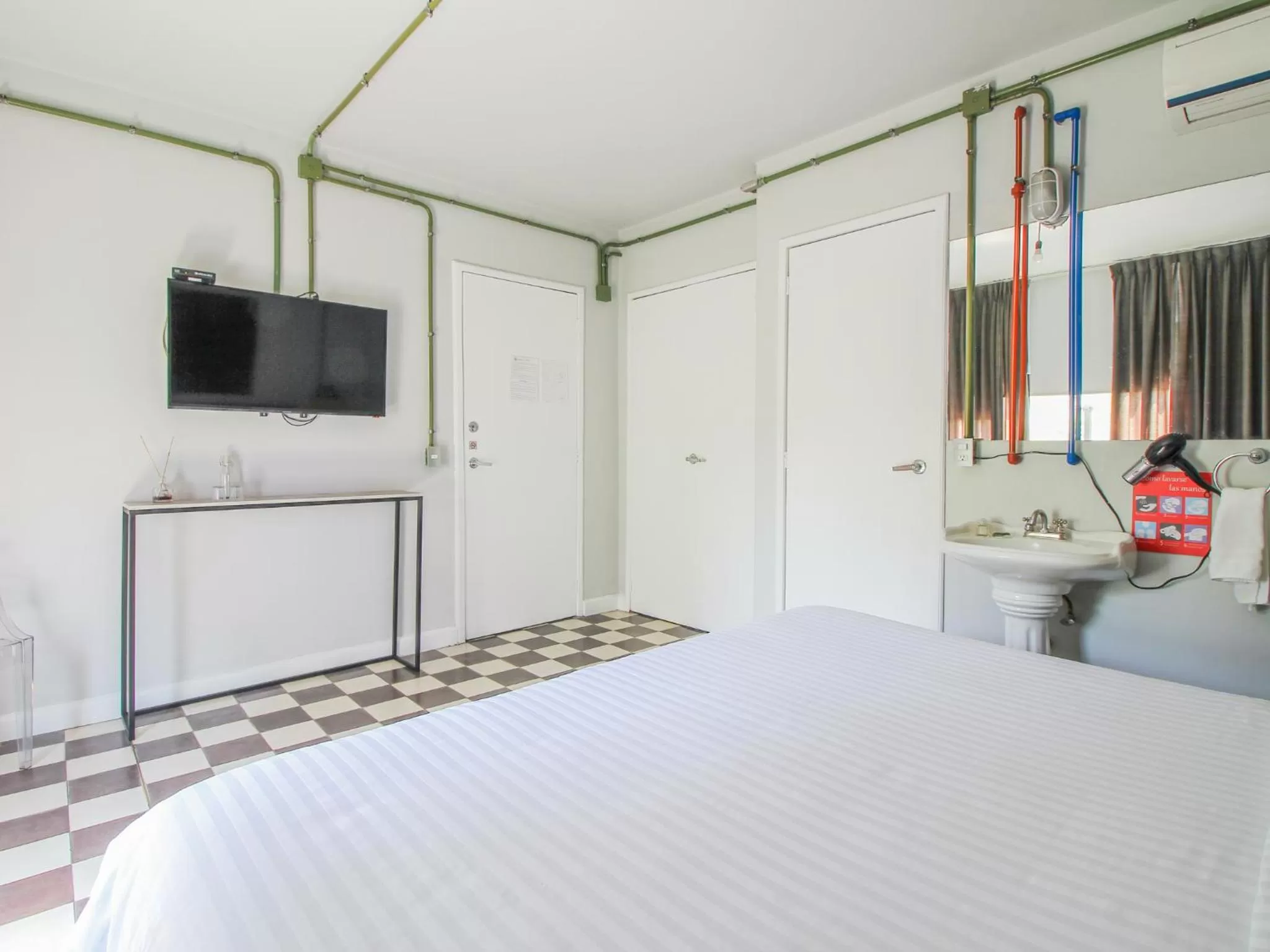 Photo of the whole room in VL Hotel Boutique Consulado Chapu Guadalajara