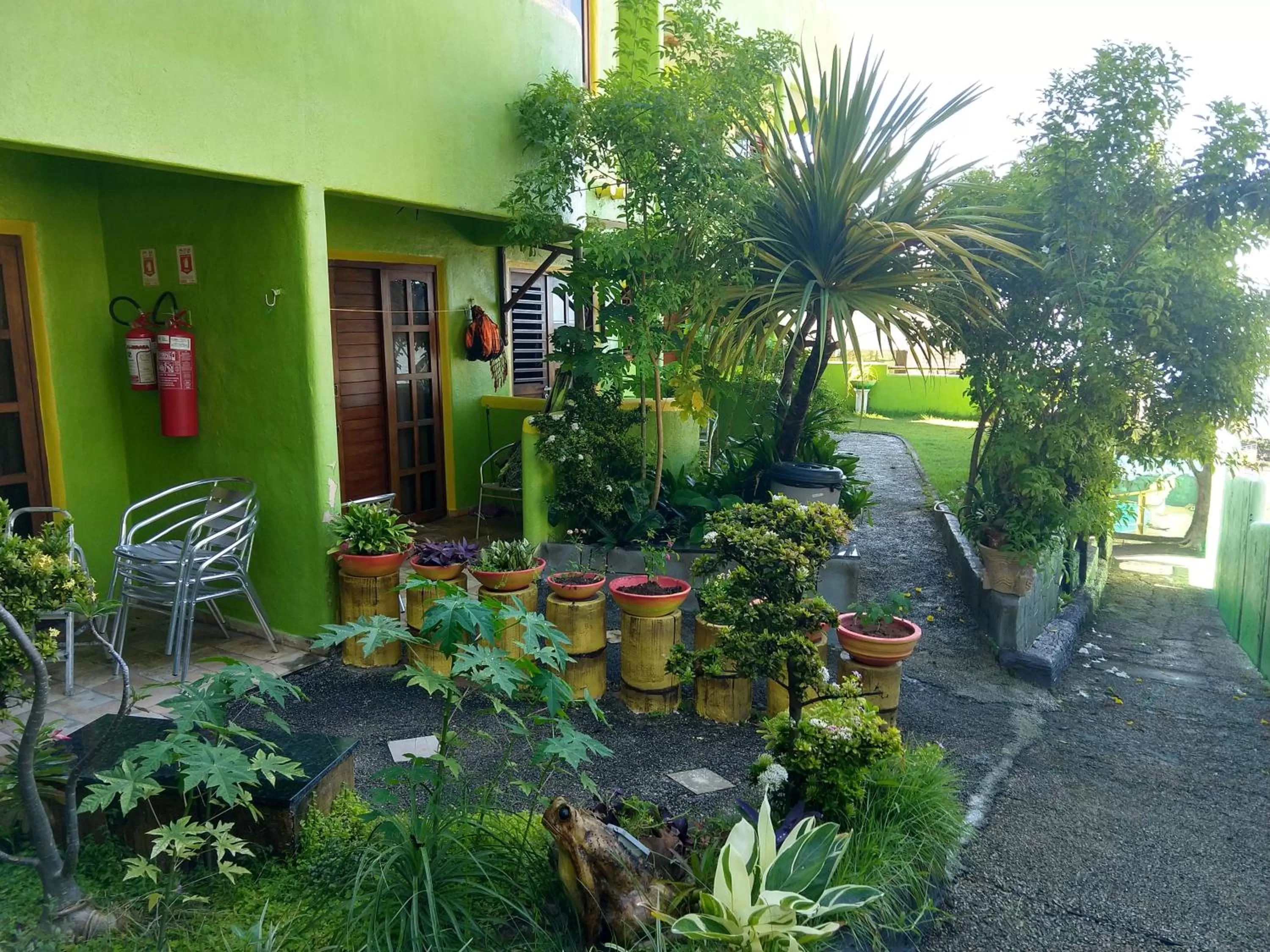 Facade/entrance, Garden in Bamboo Flat