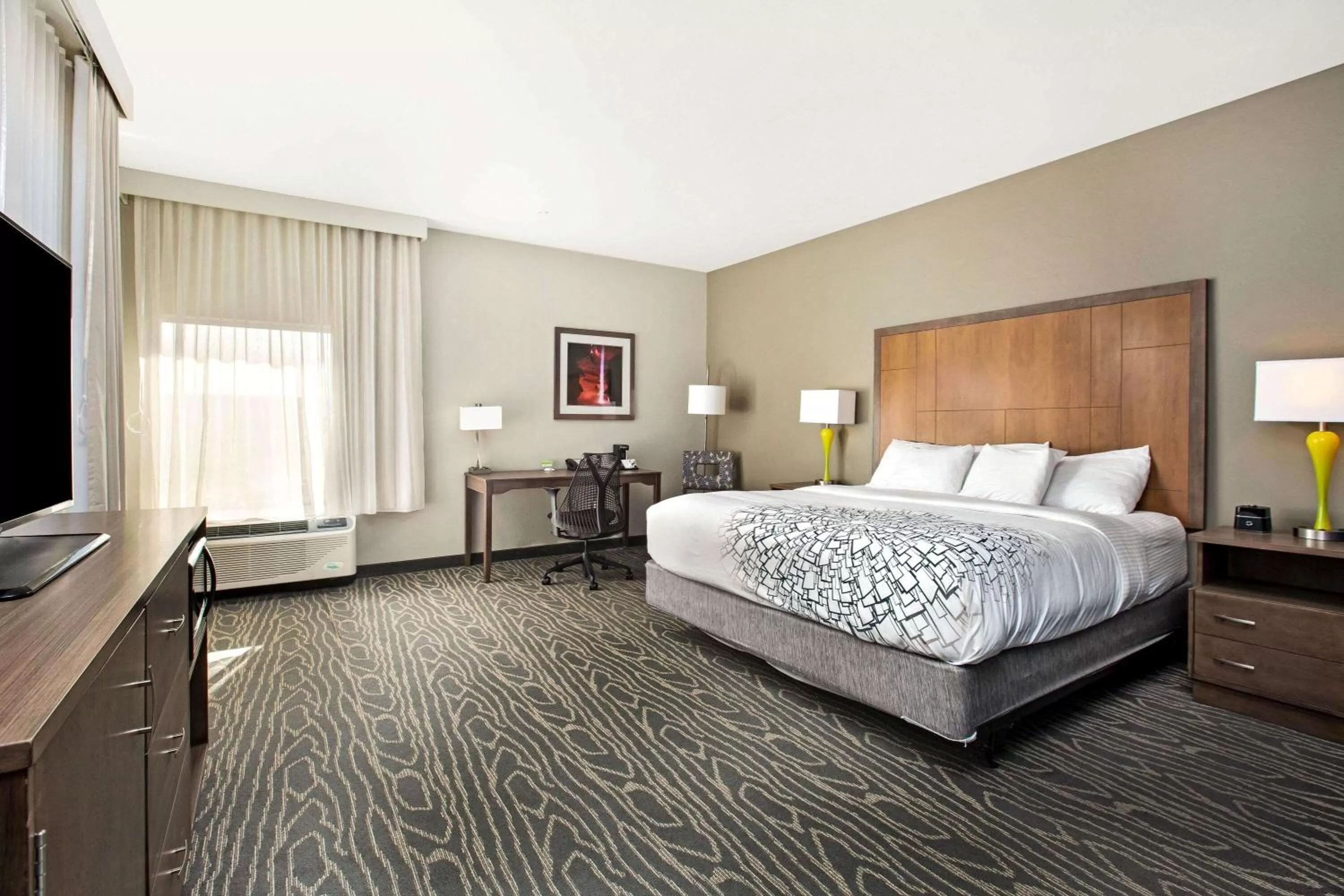 Photo of the whole room in La Quinta by Wyndham Page at Lake Powell