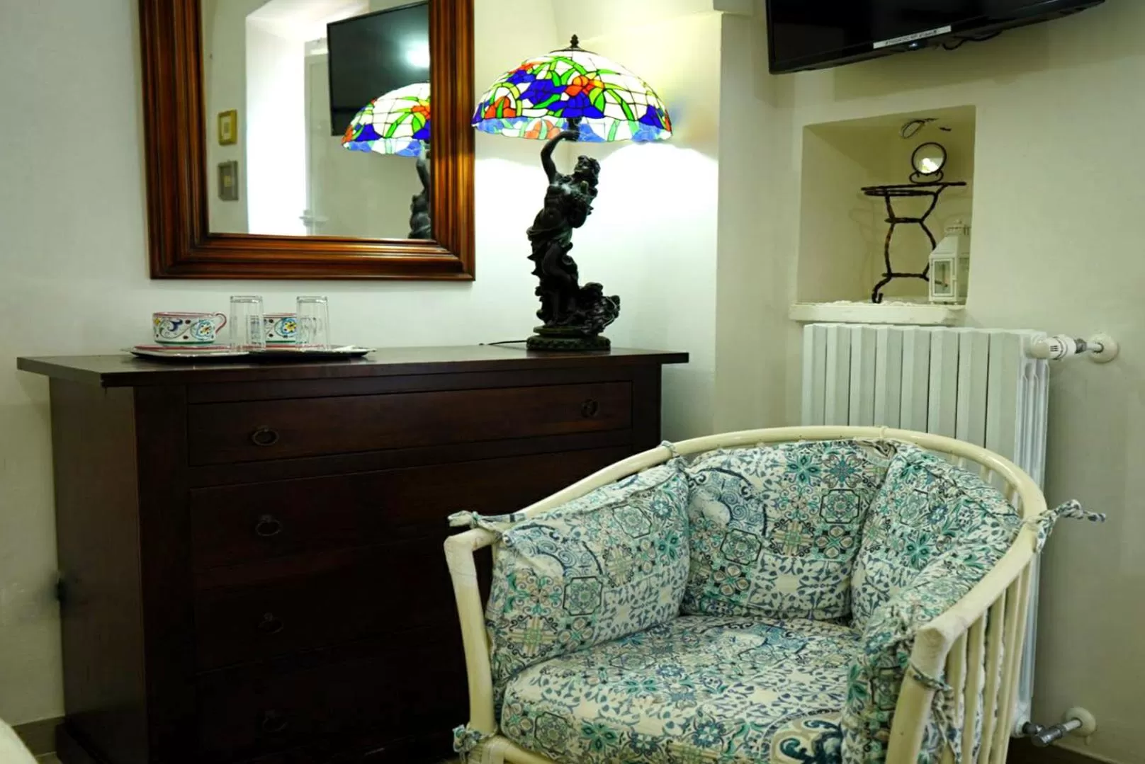 internet, Seating Area in TRULLO CARMEN