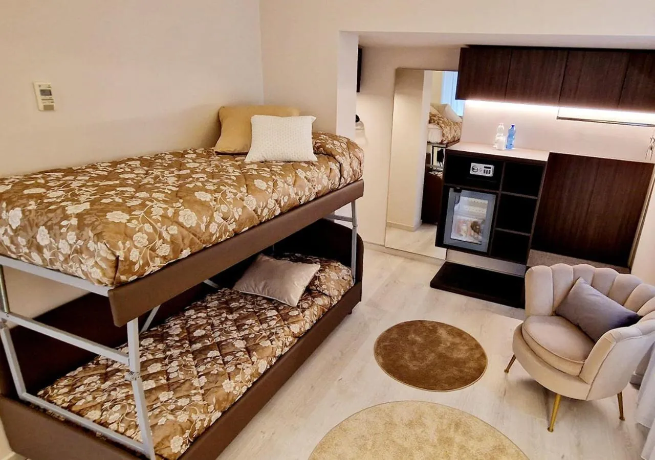 Bed in Hotel Continentale