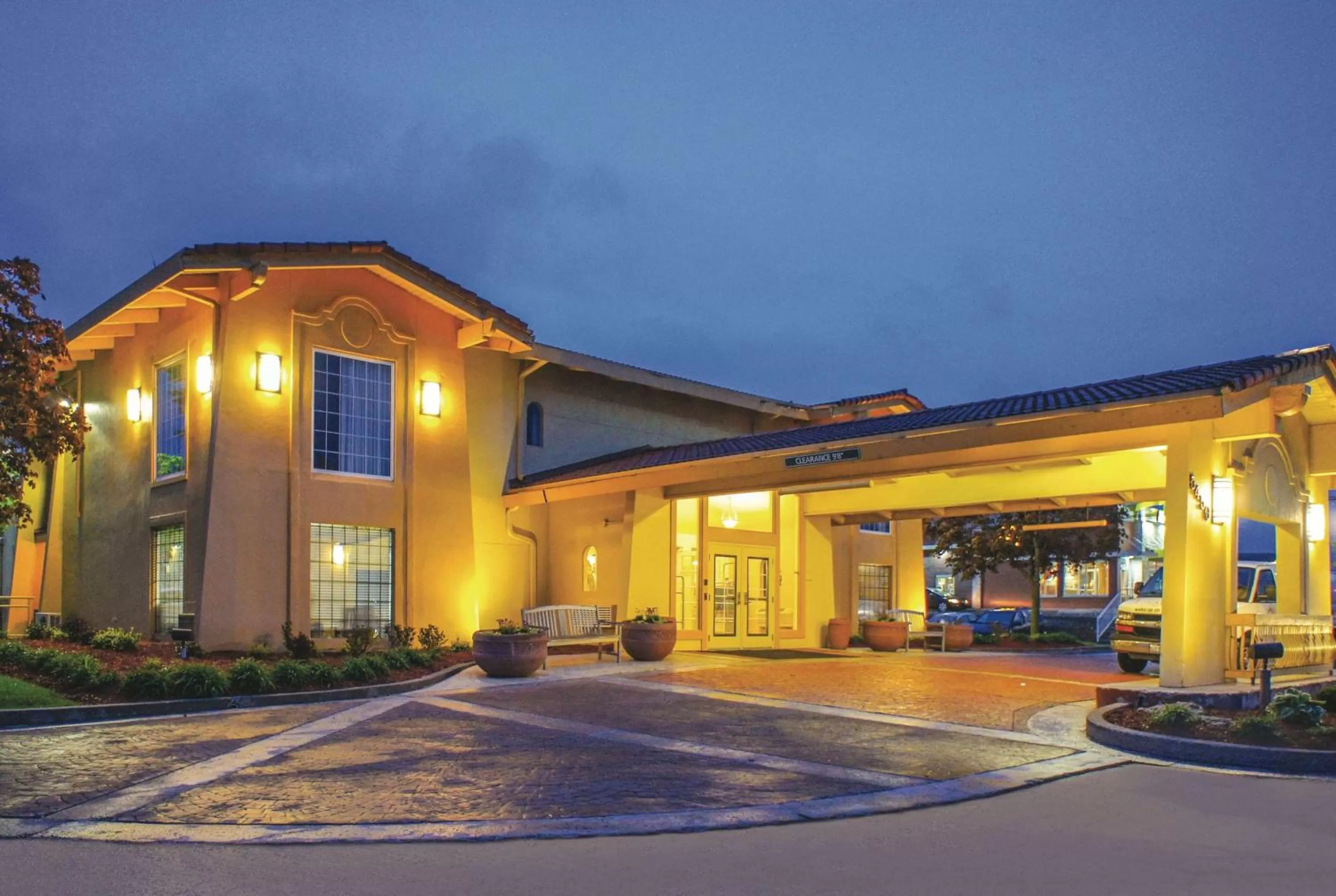 Property building in La Quinta Inn by Wyndham Moline Airport