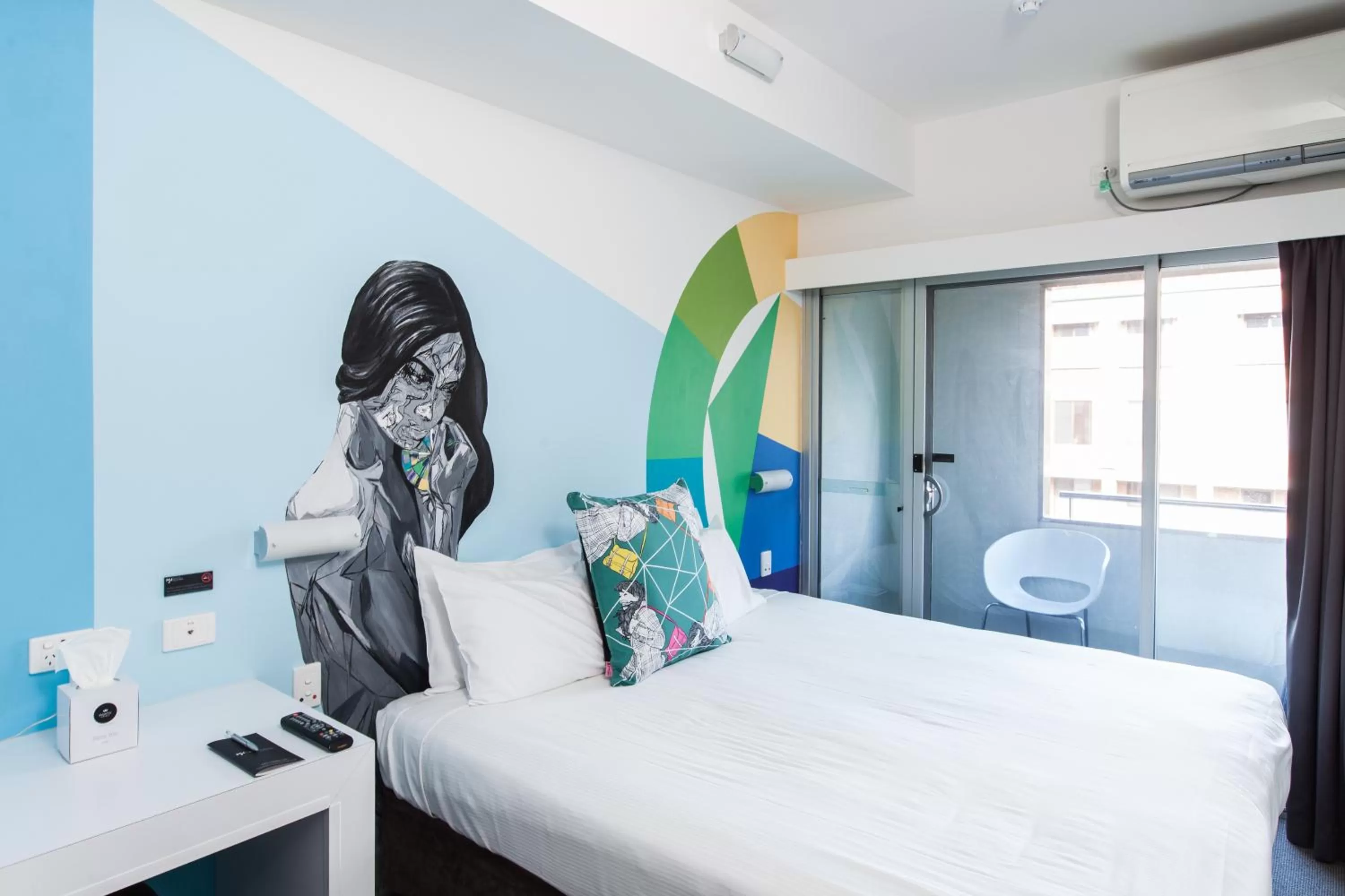 Bed in Majestic Minima Hotel