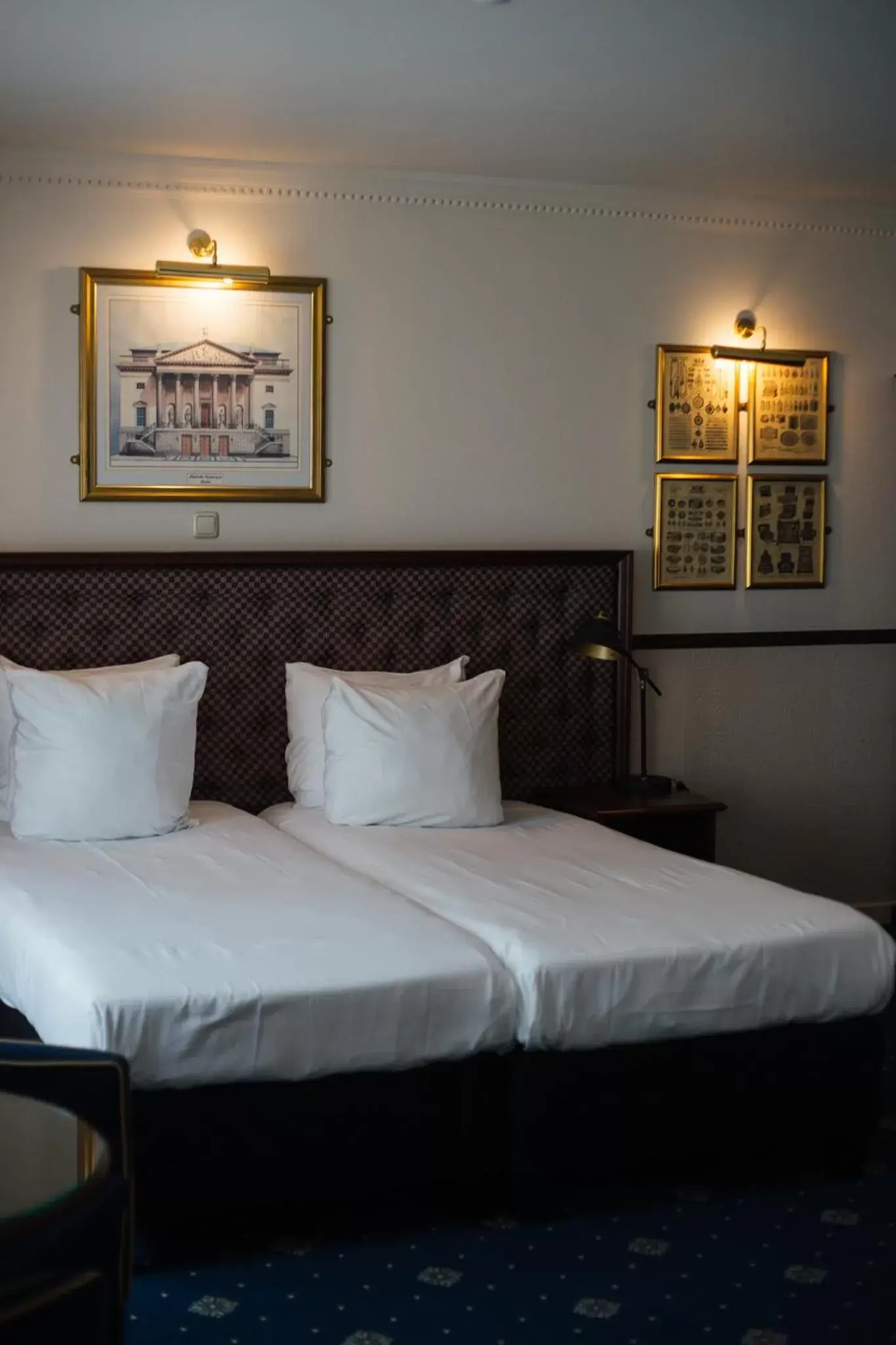 Deluxe Triple Room in Boutique Hotel De Doelen Deluxe Triple Room in Boutique Hotel De Doelen