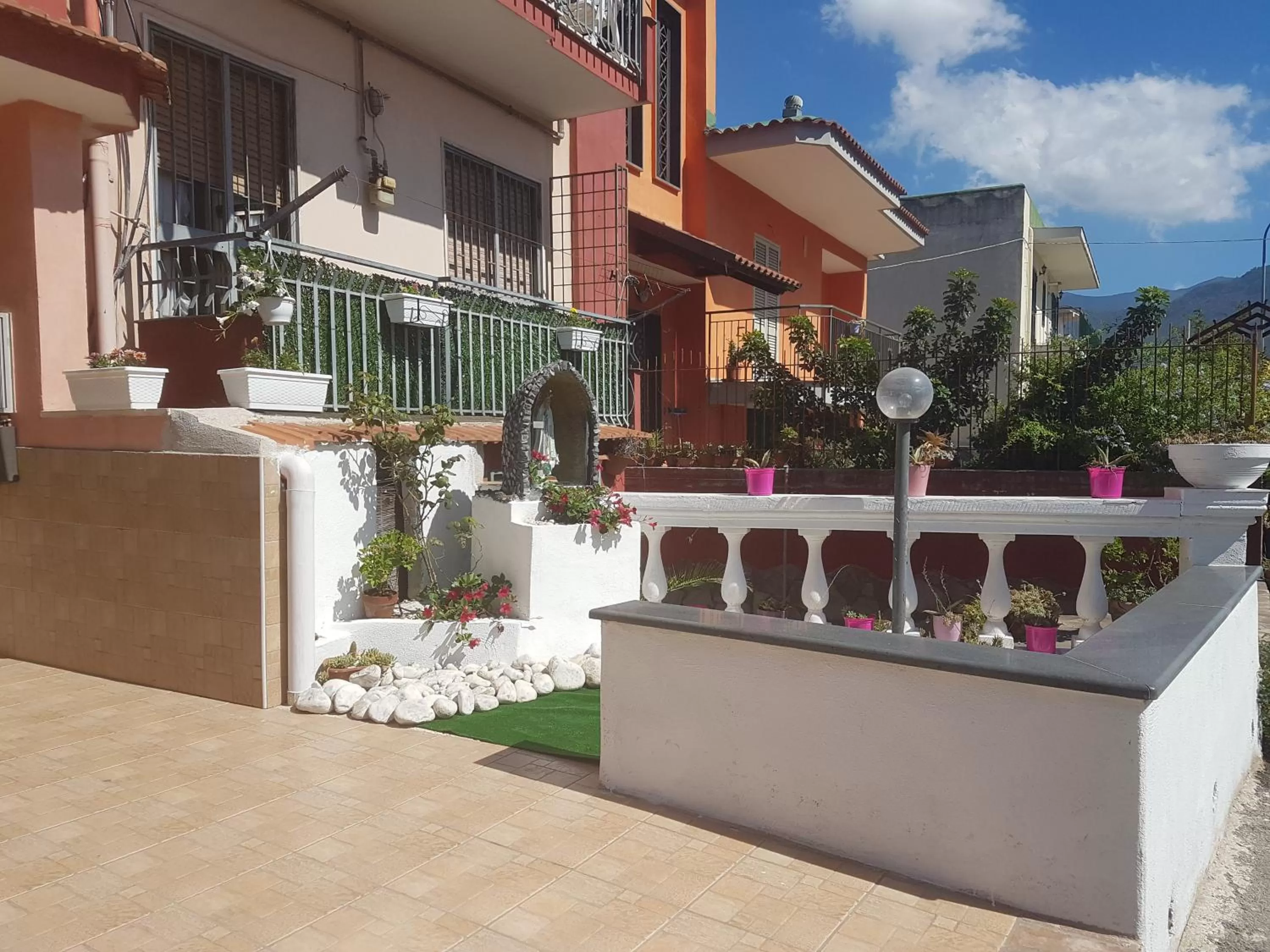 Property Building in Iris B&B appartamenti