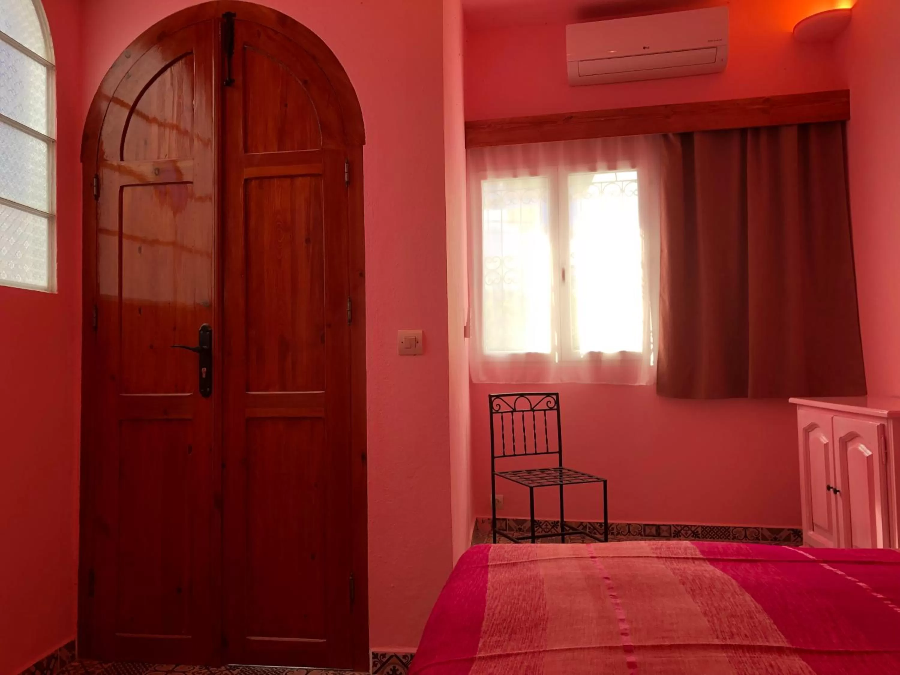 Photo of the whole room, Bed in Dar Fatima