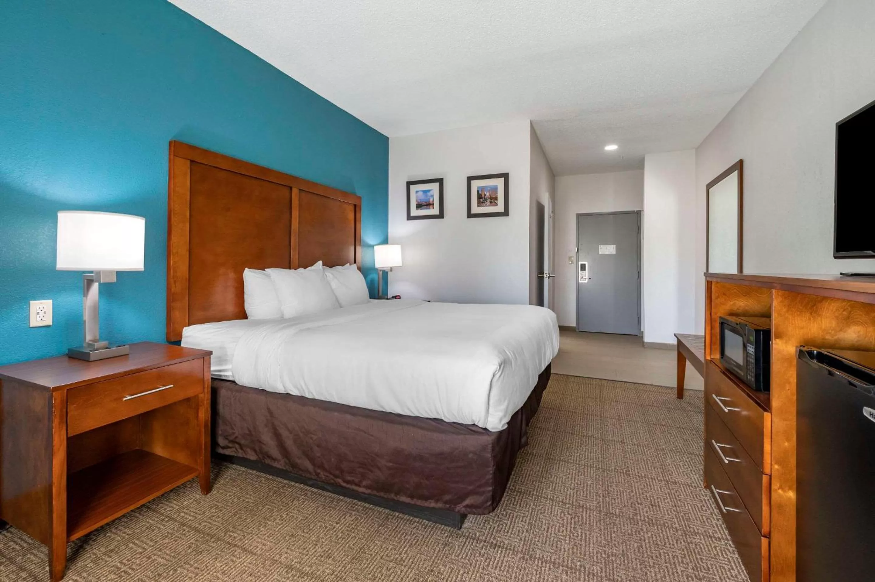 Bedroom, Bed in Comfort Inn Plainfield - Indianapolis Airport