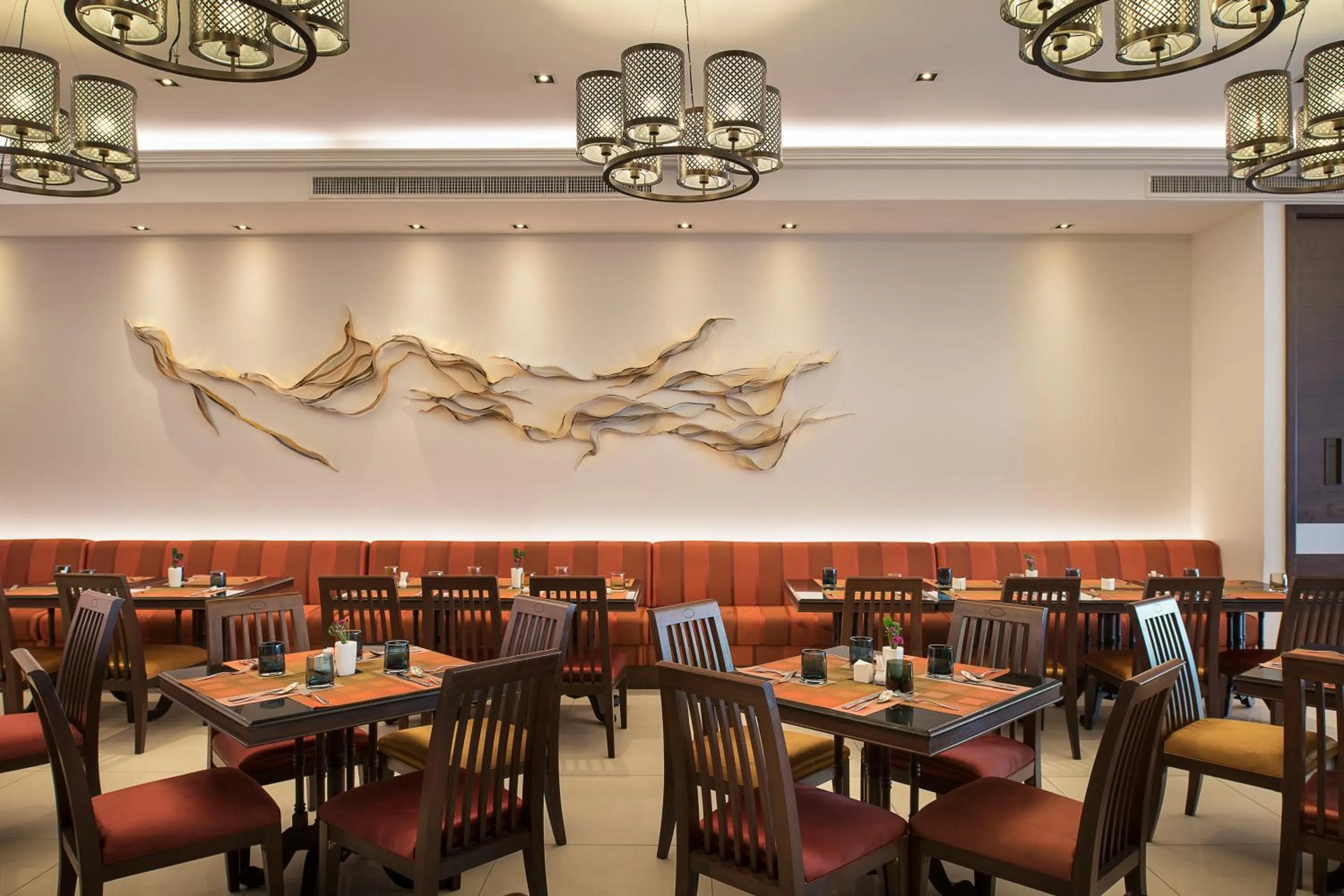 Restaurant/places to eat in Mida Grande Hotel Dhavaravati Nakhon Pathom - SHA PLUS