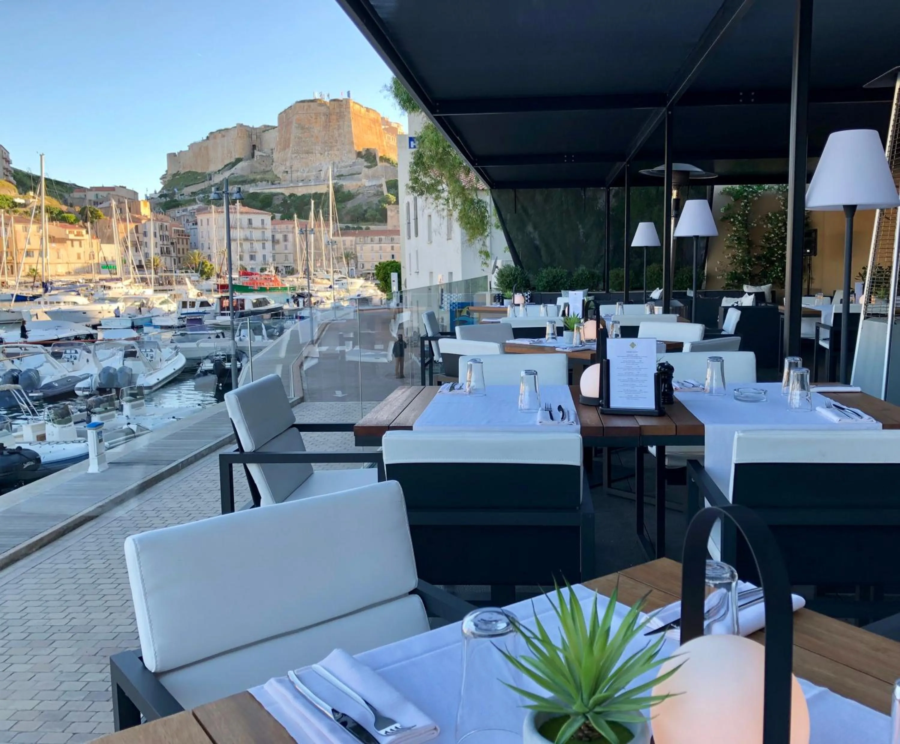 Sea view in Hotel Centre Nautique