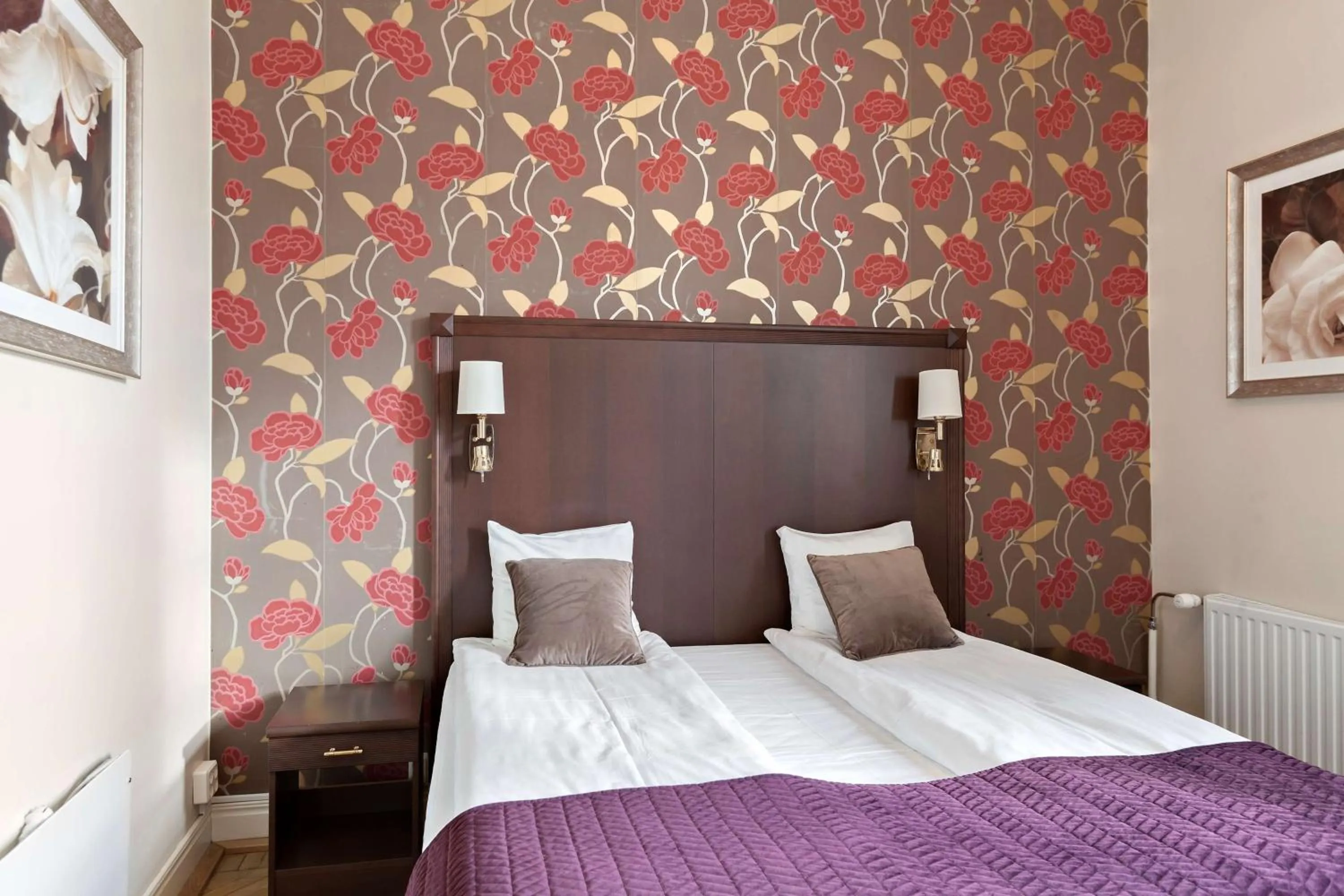 Bedroom, Bed in Best Western Vetlanda Stadshotell