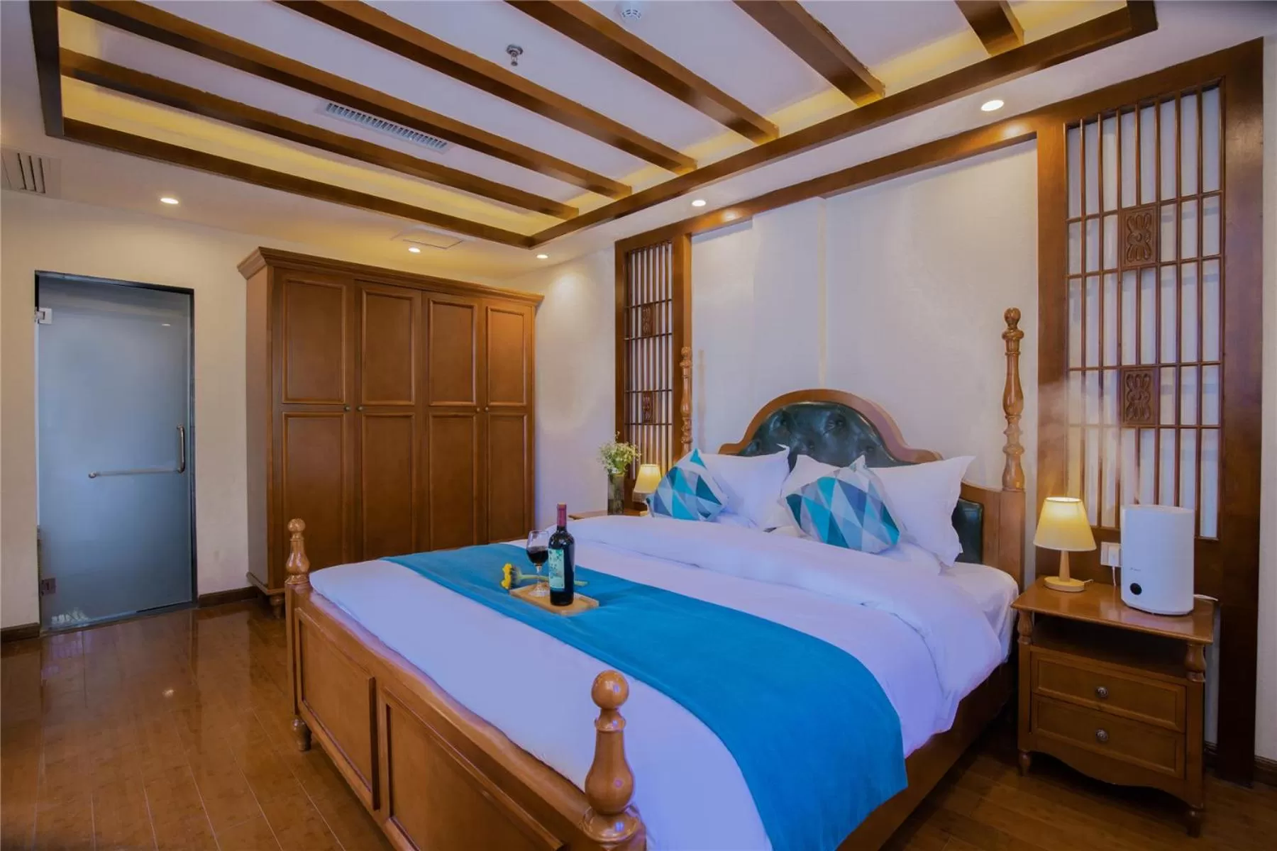 Lijiang Gemmer Hotel