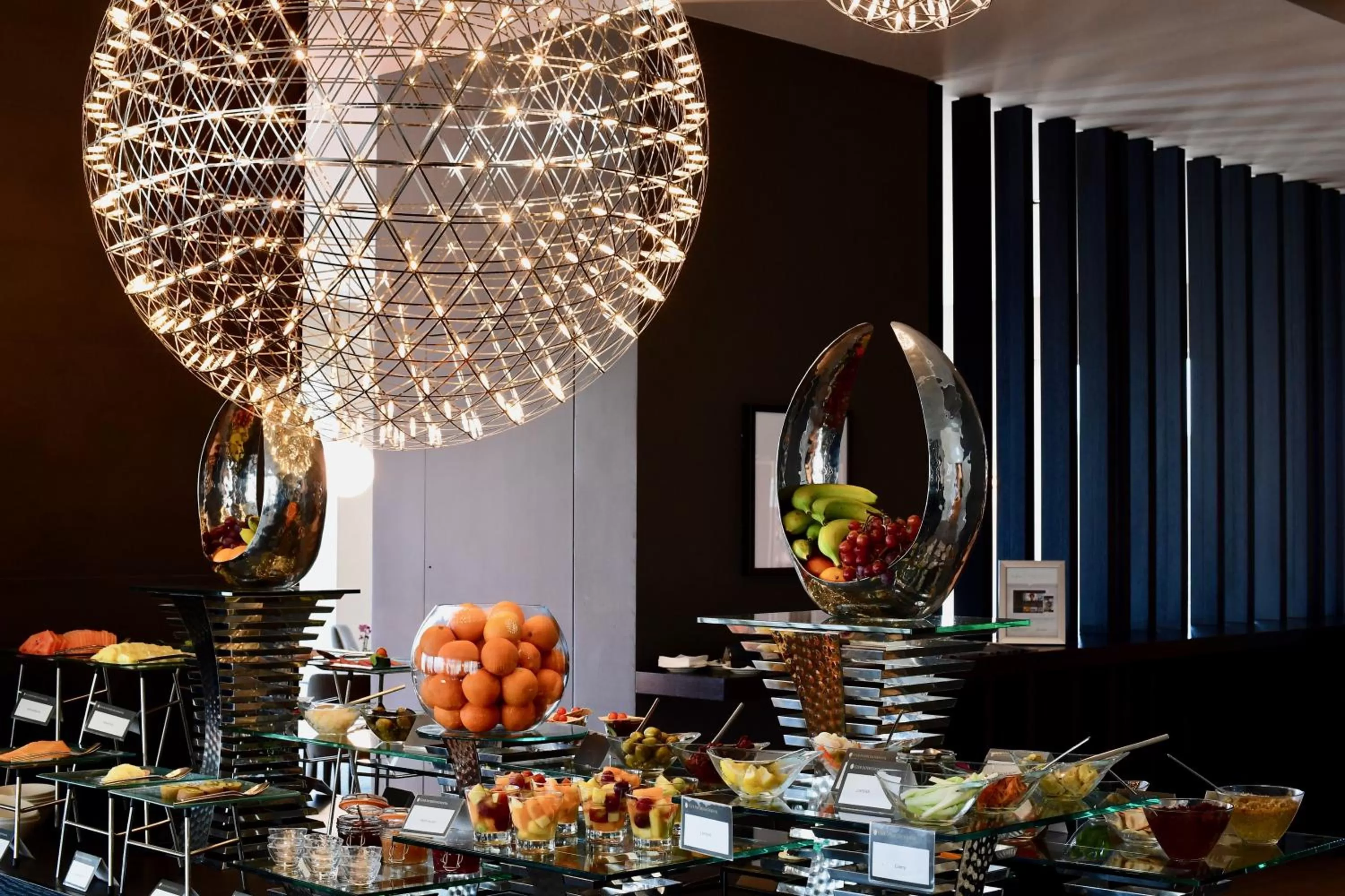 Lounge or bar in InterContinental Malta by IHG