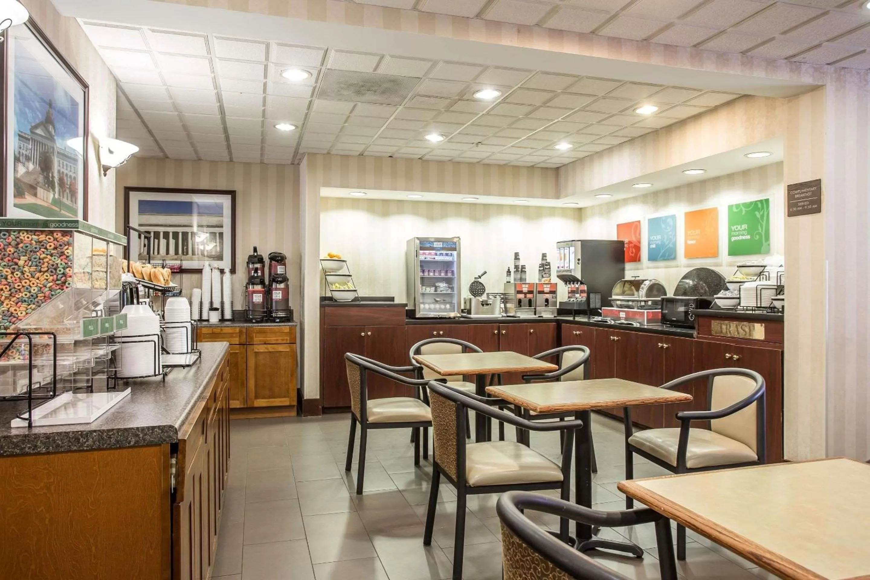 Restaurant/places to eat in Comfort Inn & Suites FtJackson Maingate