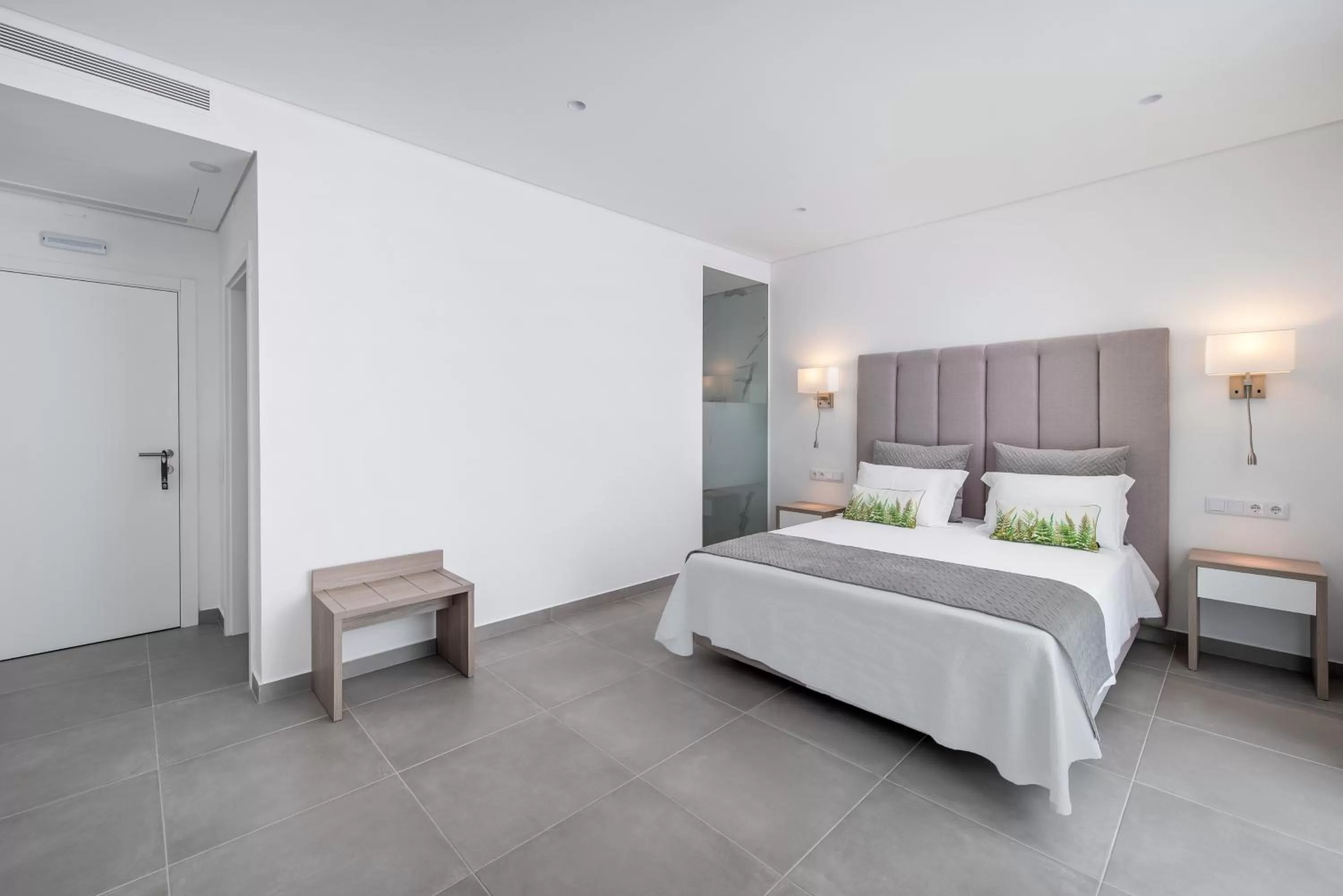 Bed in Vila Luna B&B