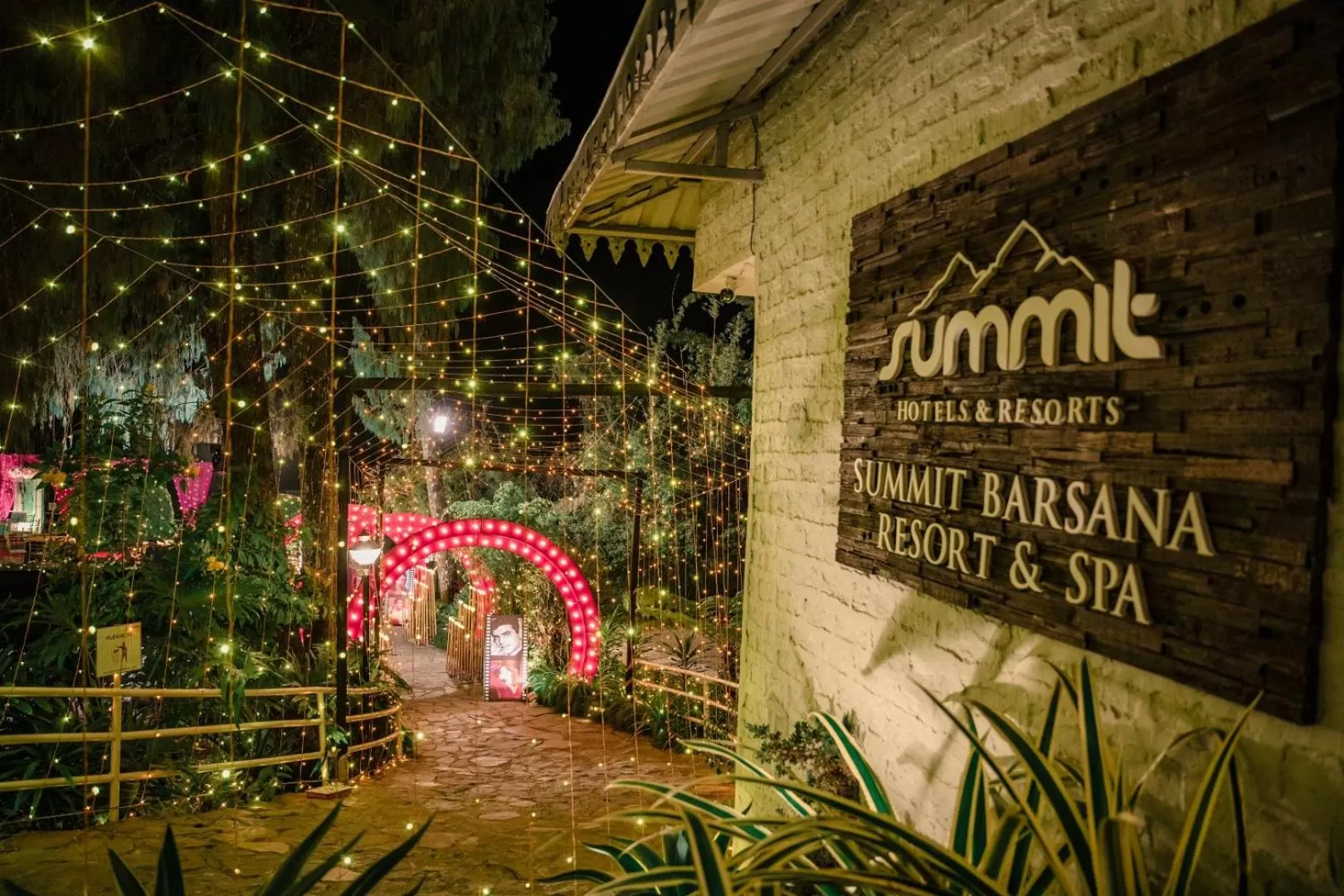 wedding in Summit Barsana Resort & Spa