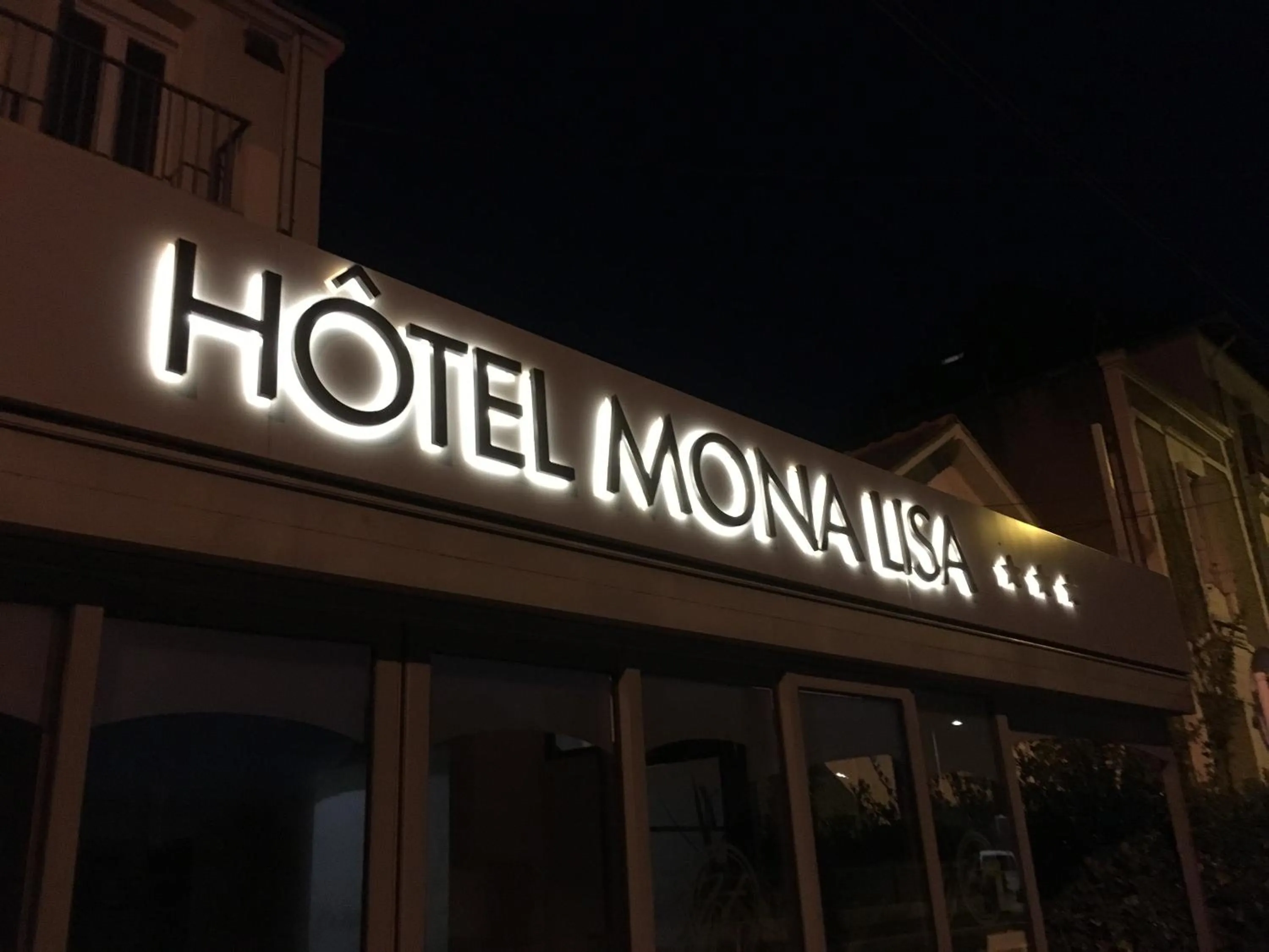 Facade/entrance in Hotel Mona Lisa
