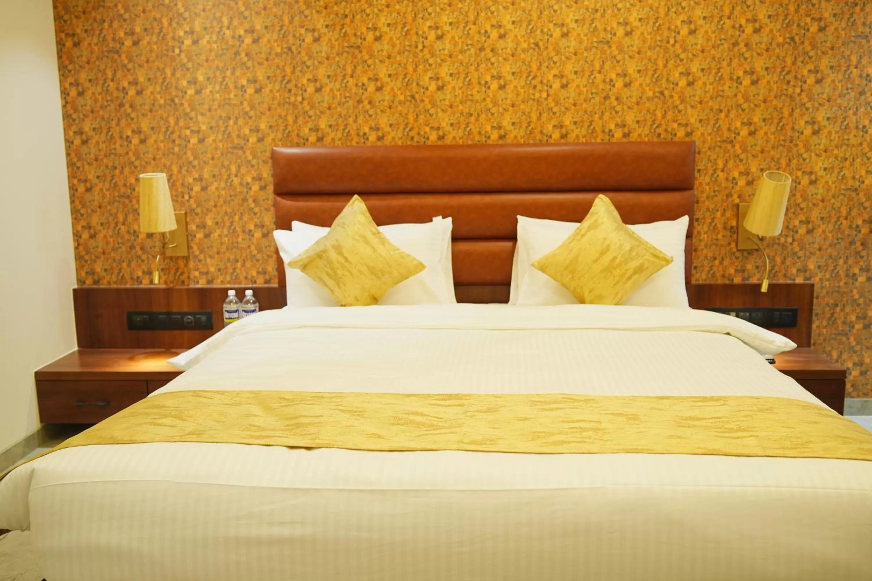 Bed in Four Petals Executive by LHMS