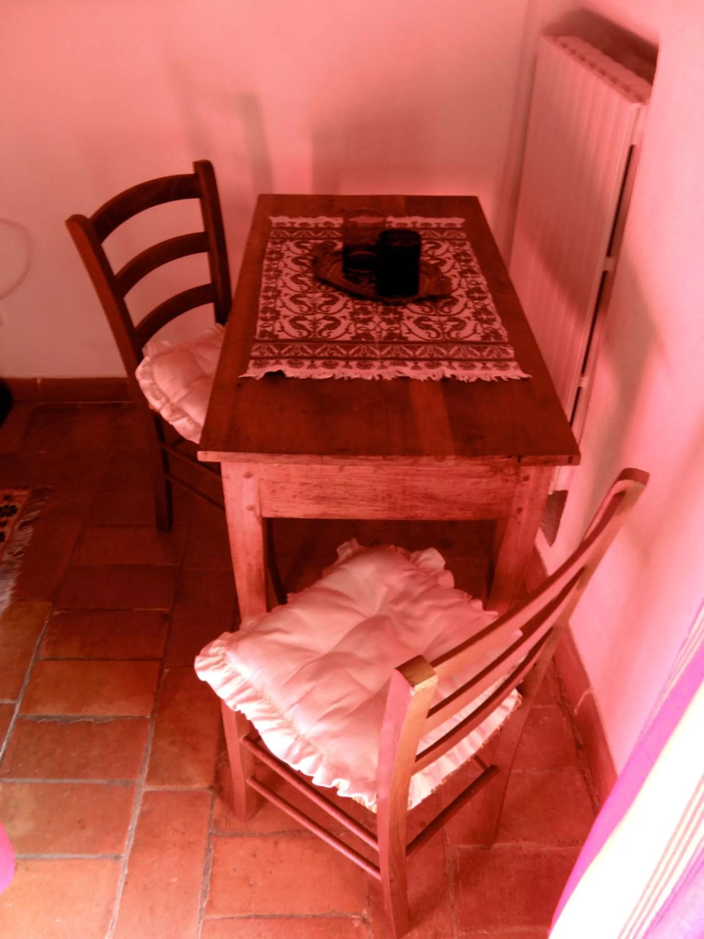 Decorative detail in Podere Pinzicalari