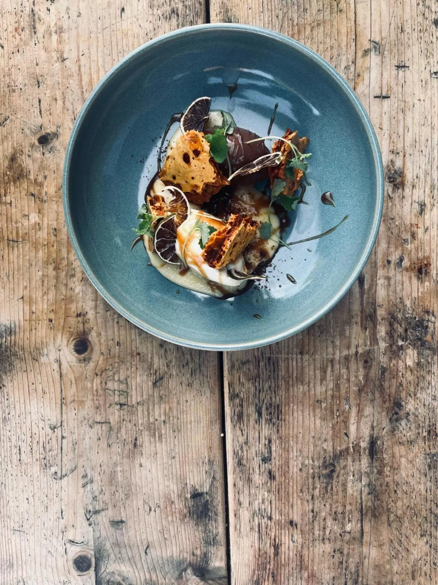 The Wheatsheaf Pub, Kitchen & Rooms