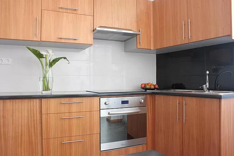 Kitchen or kitchenette in Faial Marina Apartments 1