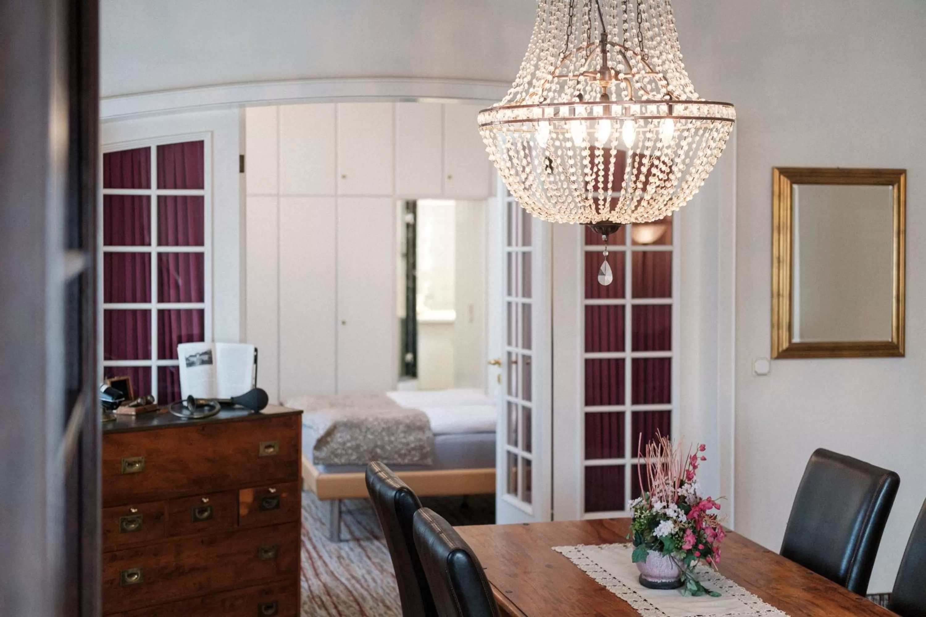 View (from property/room), Bed in Hotel Haus Duden