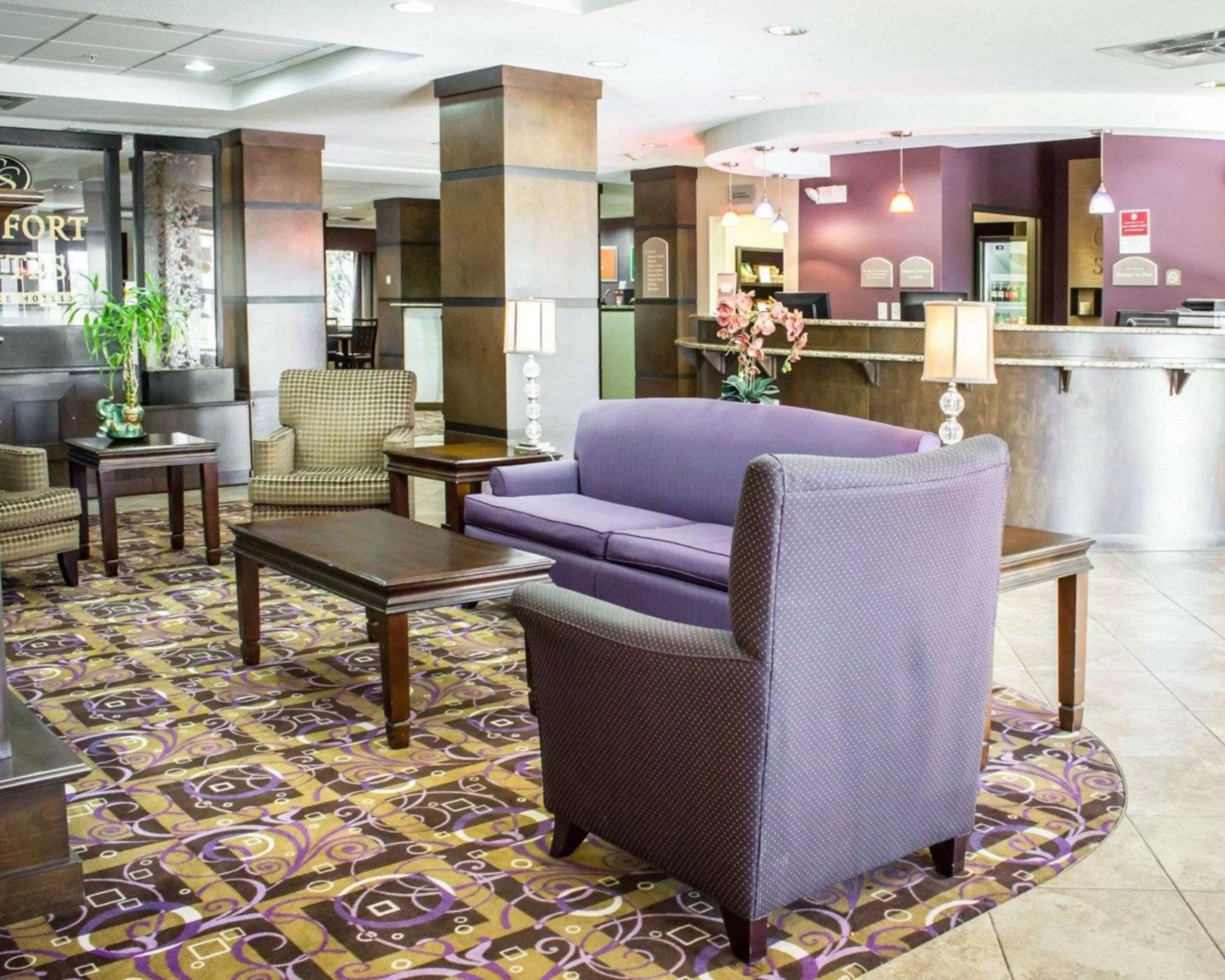 Lobby or reception in Comfort Suites Sanford